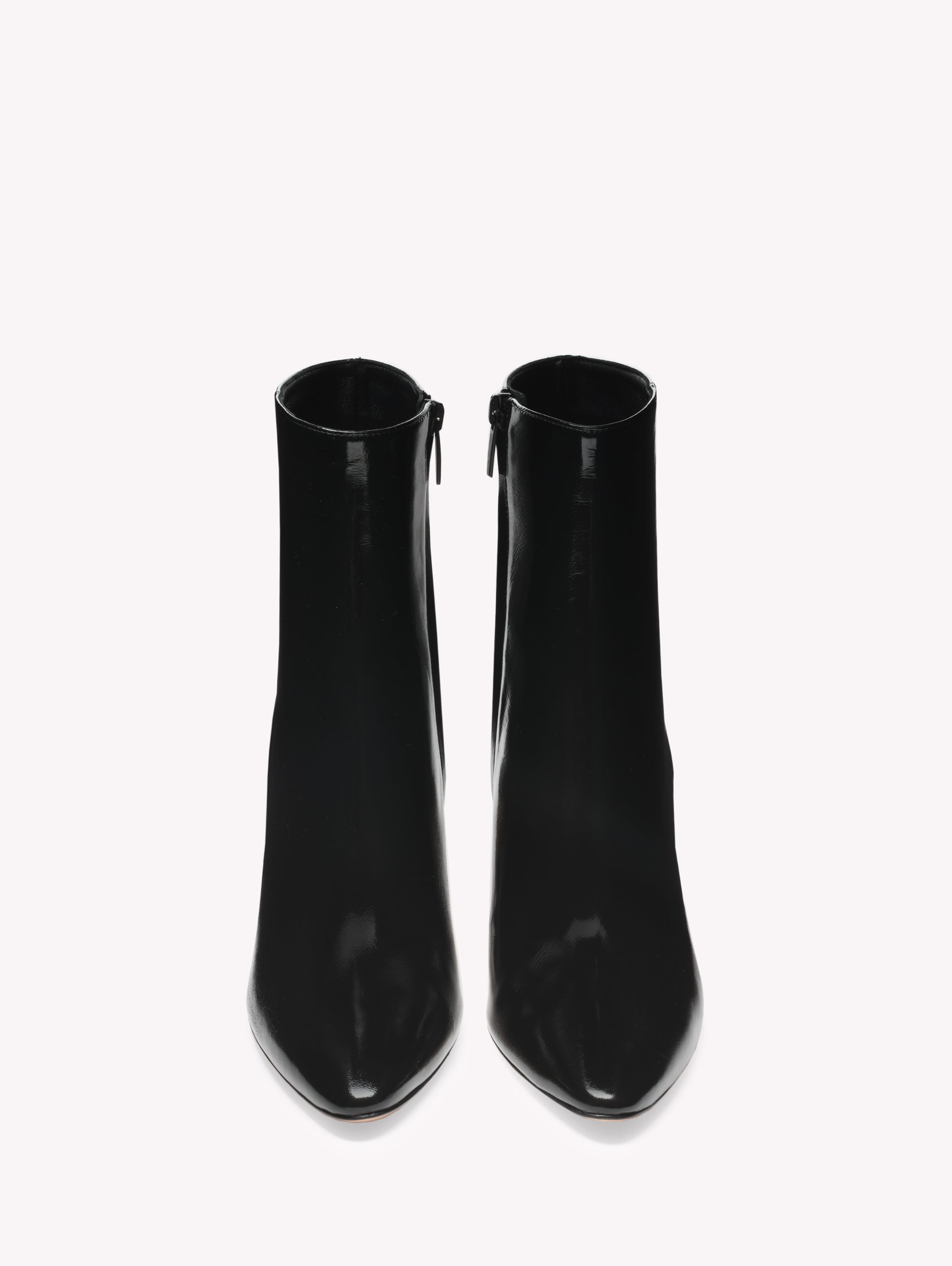 AMELIA BOOTIE