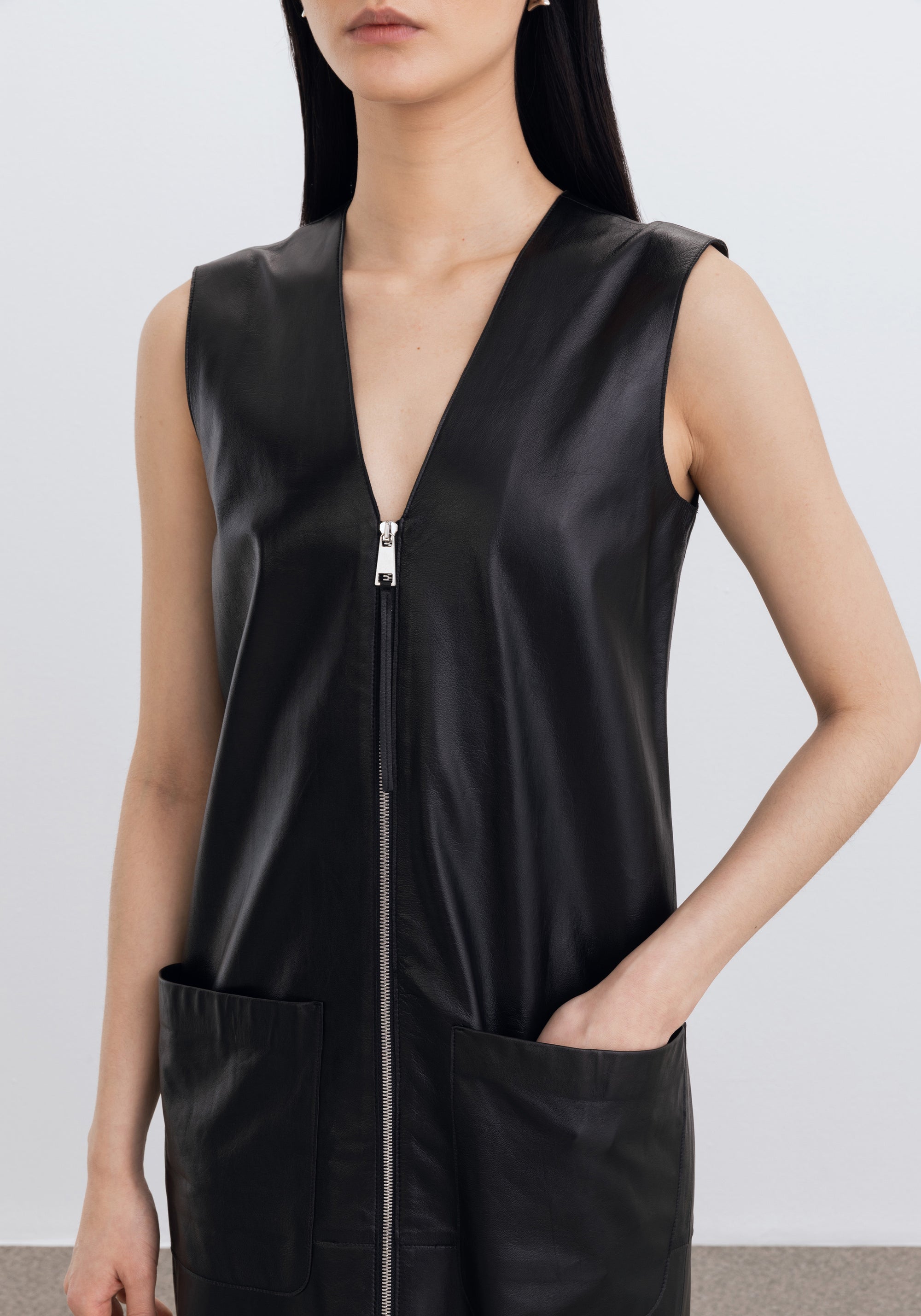 Robe Gentle à zip en cuir - Black