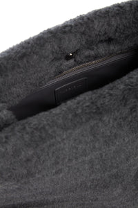 Phoebe Clutch en dark gris laine cachemire fur
