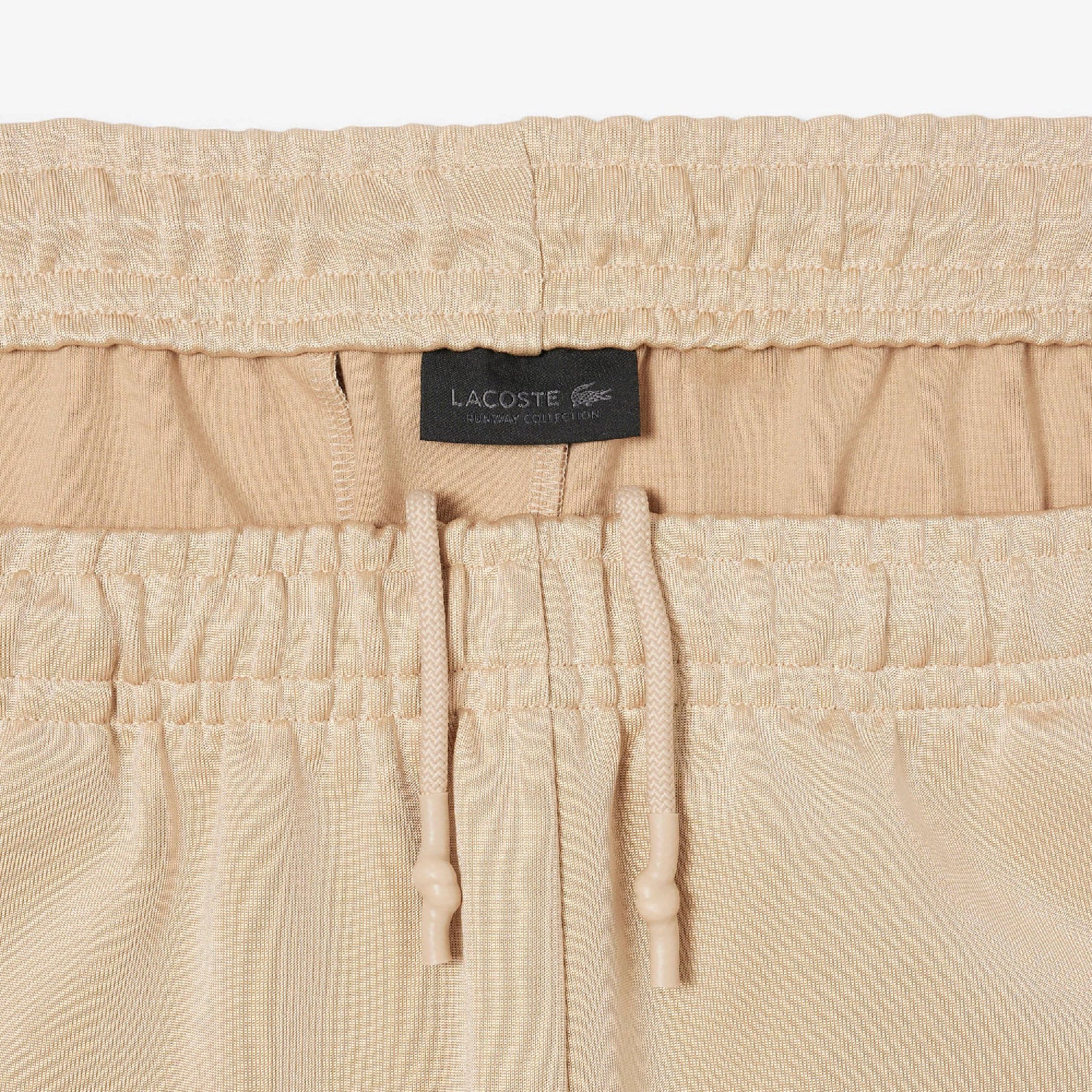 Oversized satin Bermuda shorts - Lionne
