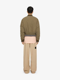 PLEATED EXTRA LARGE CHINO