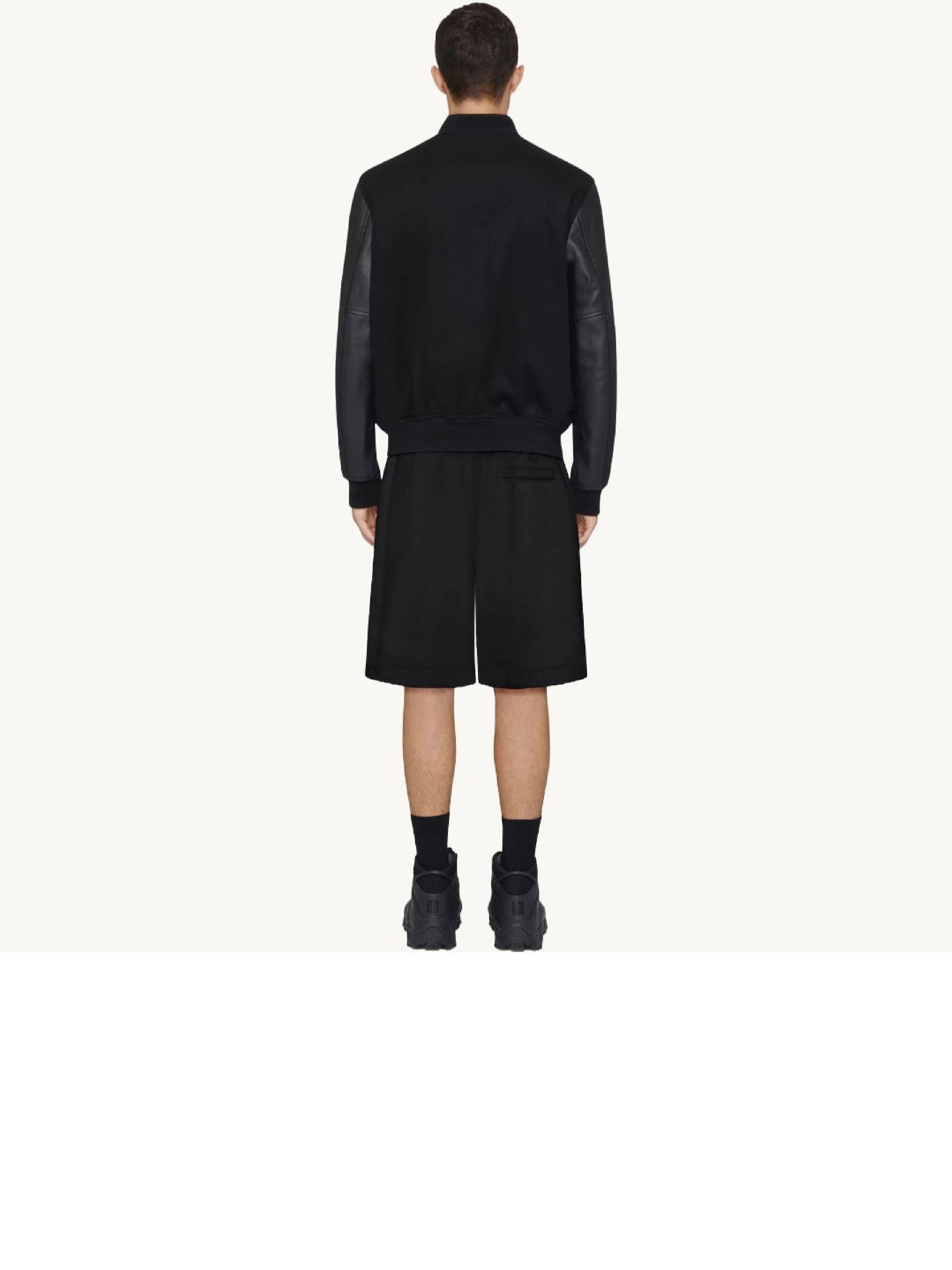 SHORT CLASSIC SWEATP. NEW CROTCH
