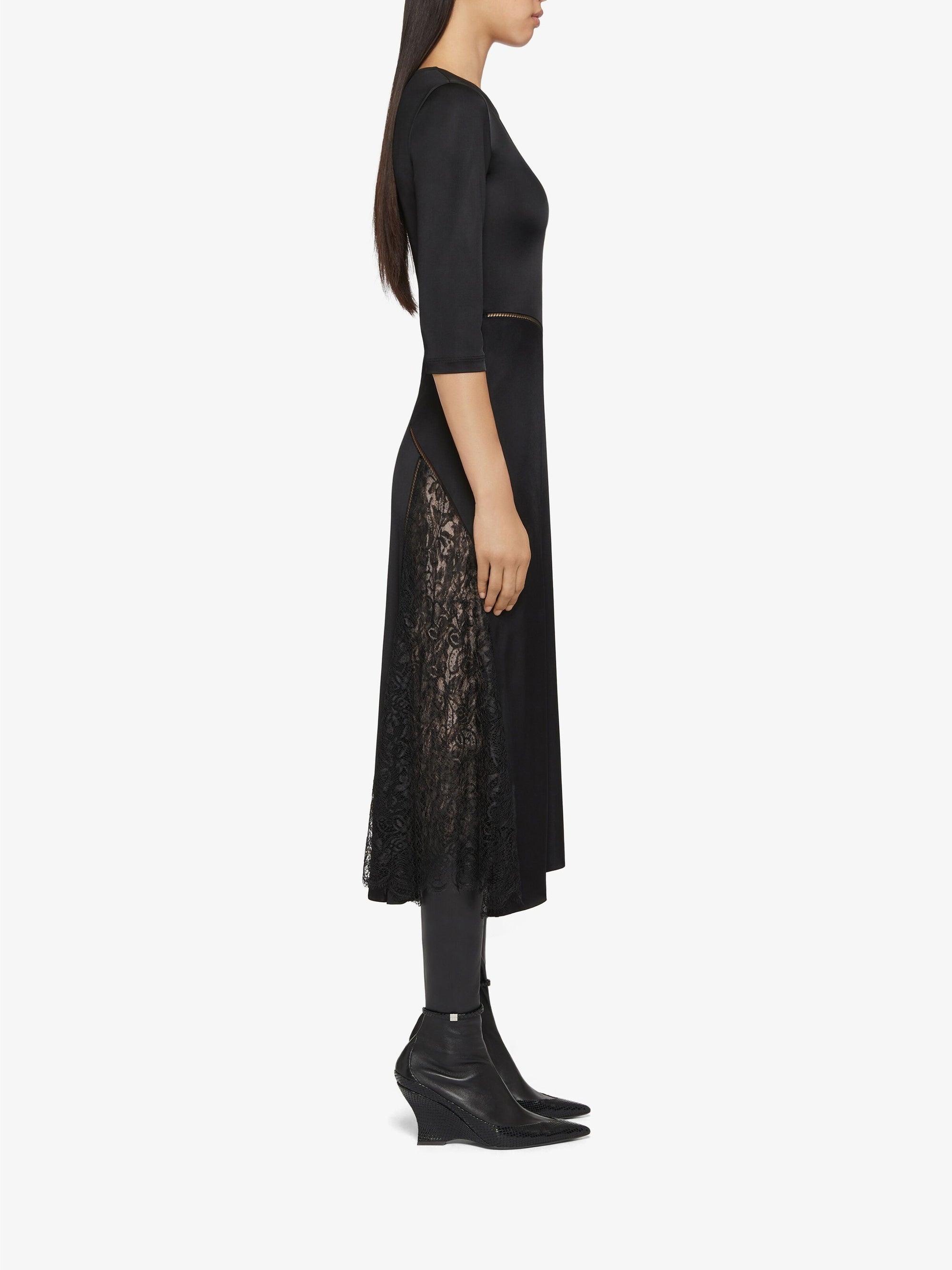 Robe mi-longue à manches courtes - Noir