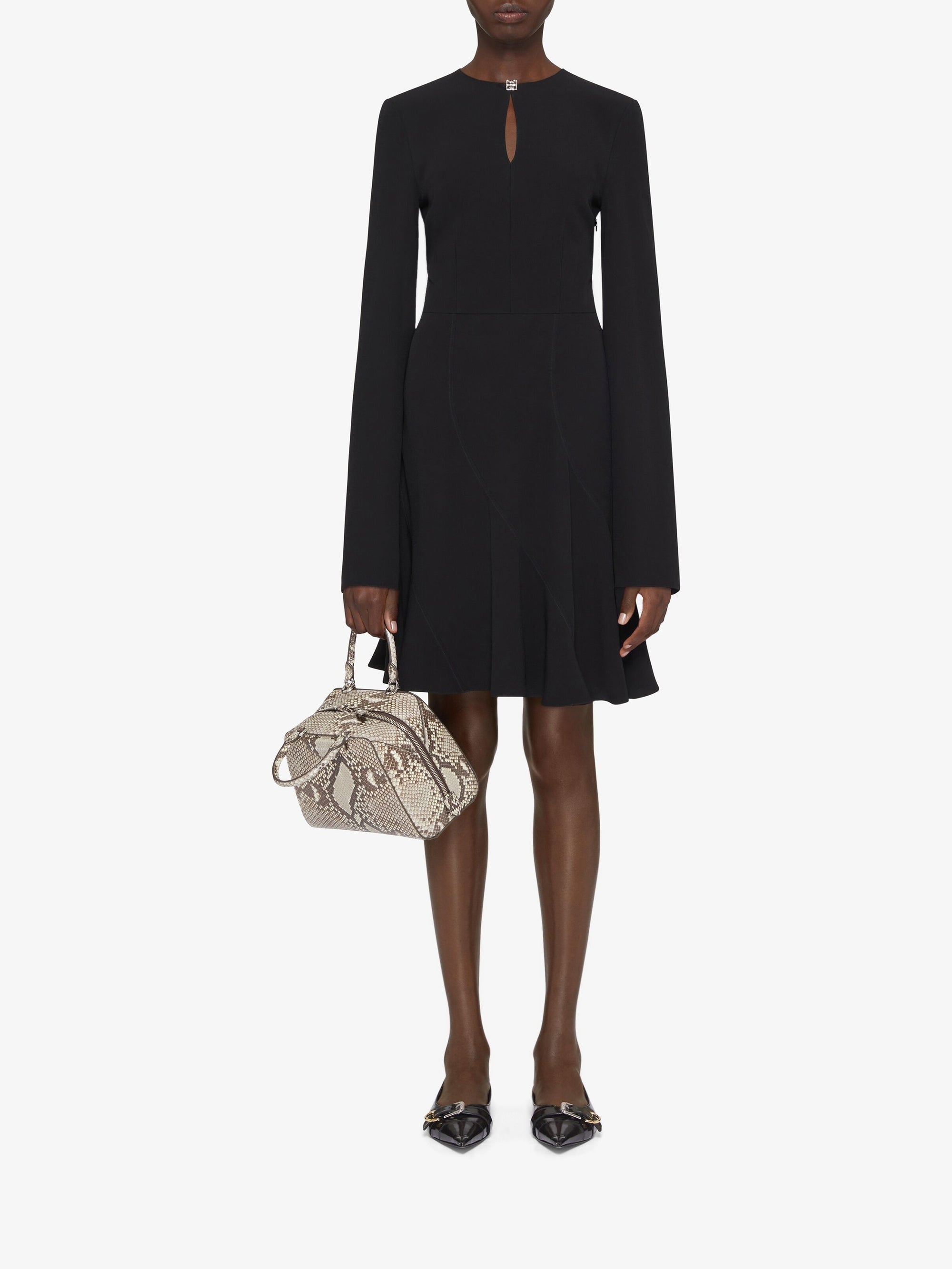 Robe à détail 4G Liquid - Black