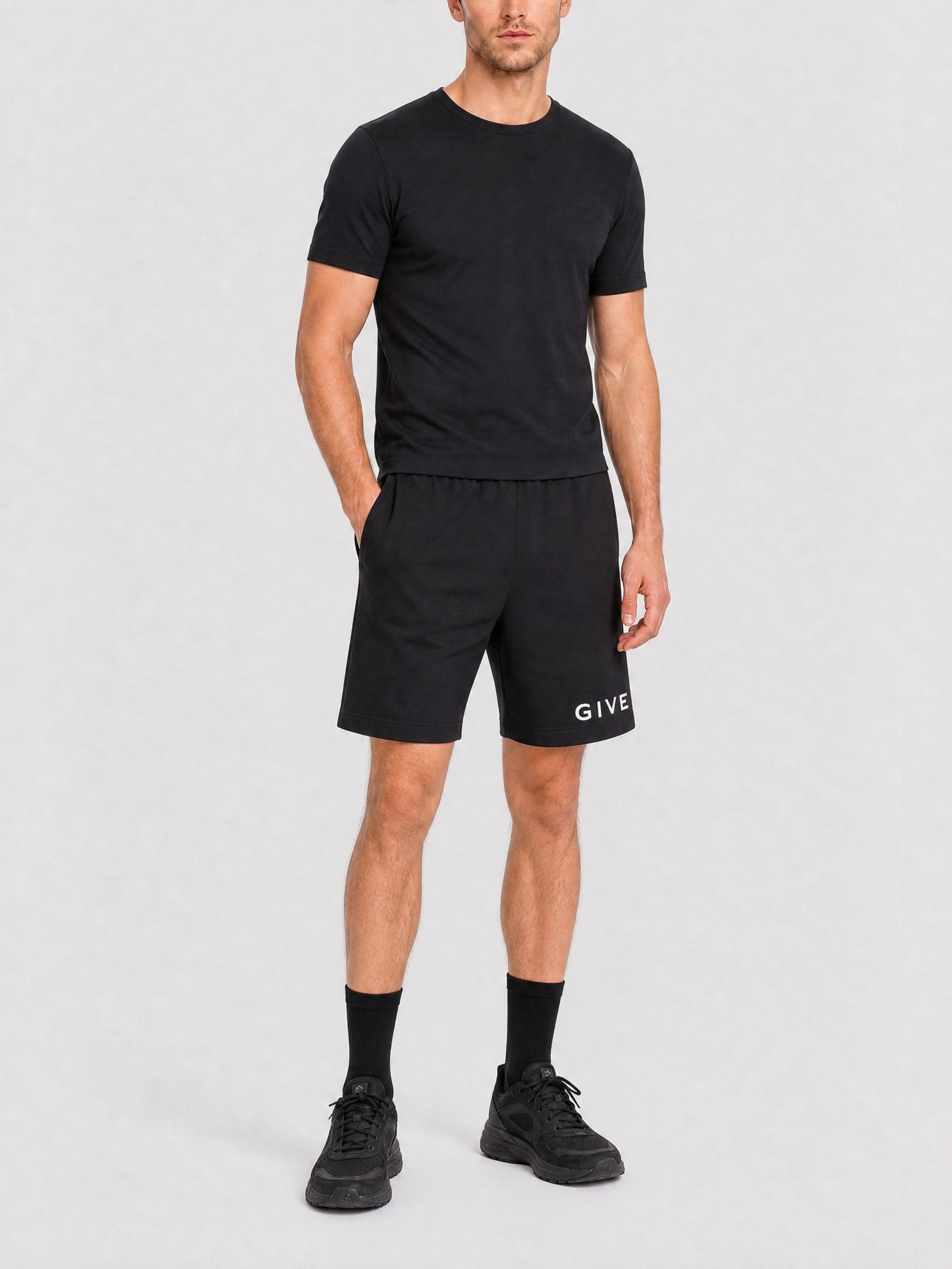 Short Boxy Fit - Black