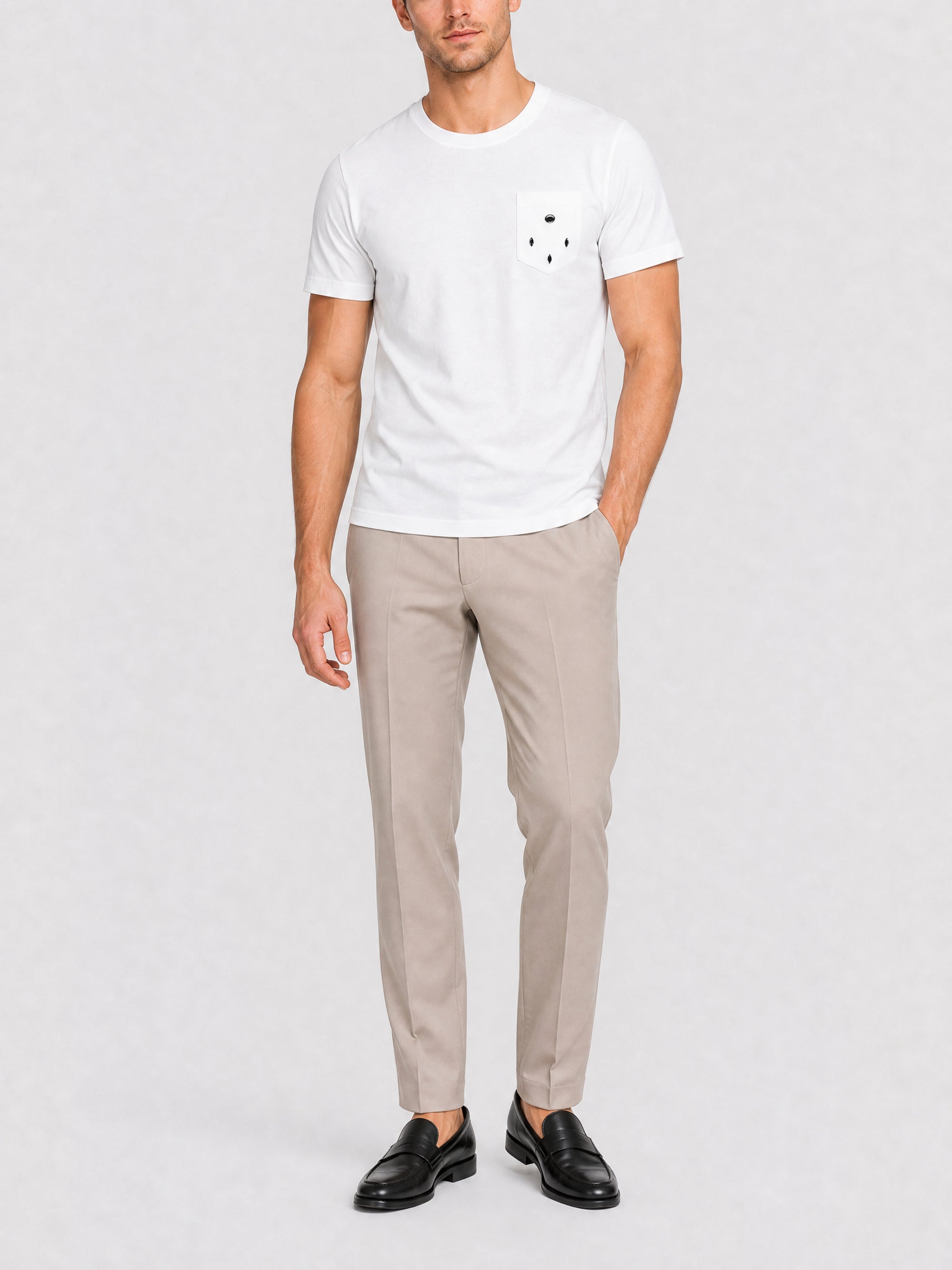 T-shirt avec broderies et pierres - White