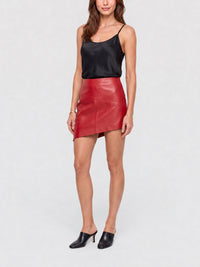 Mini-jupe asymétrique en cuir - Red