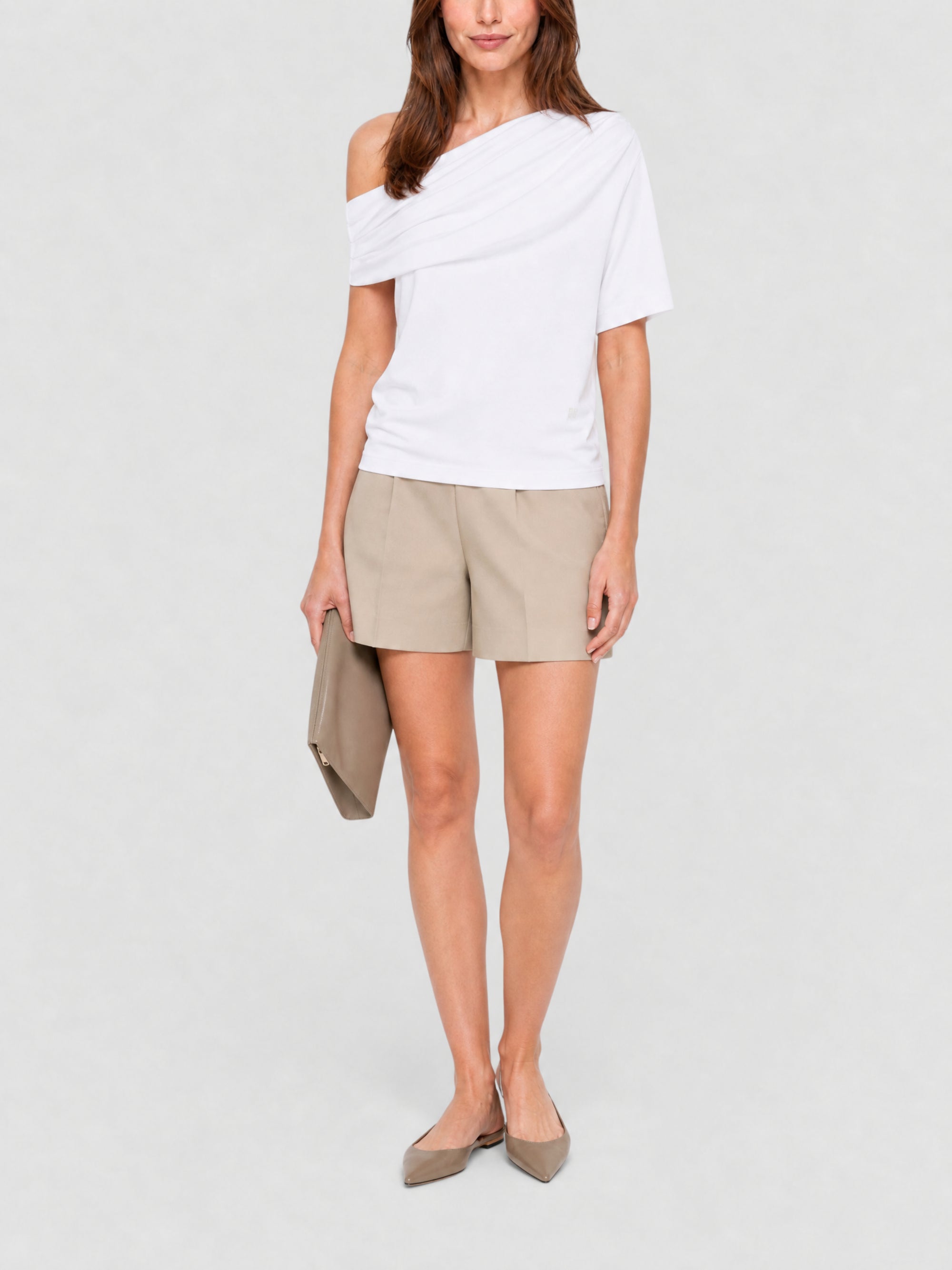T-shirt drapé à encolure asymétrique - White