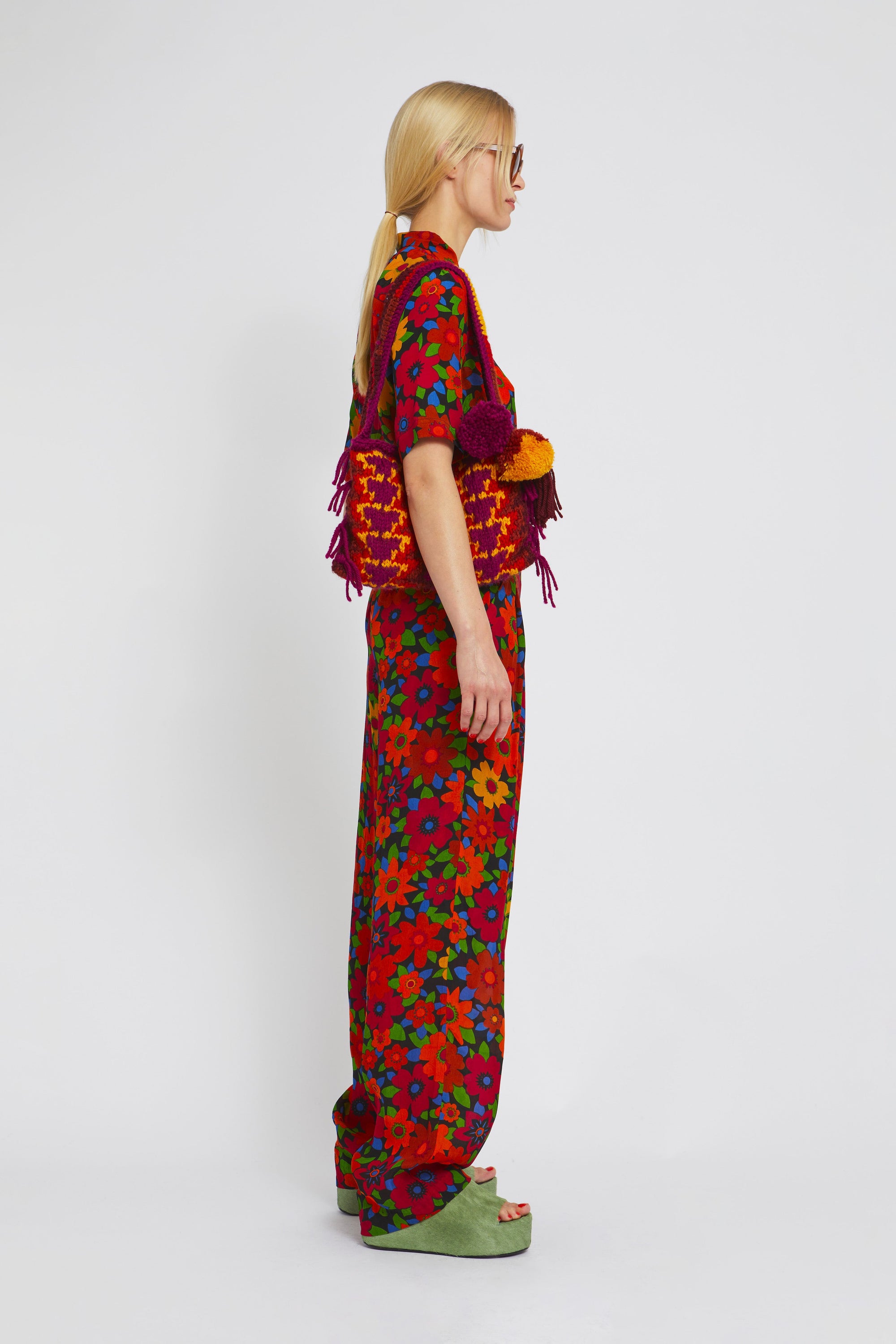 2_79€_WARNING_FRIDA SHIRT GIRL - Frida
