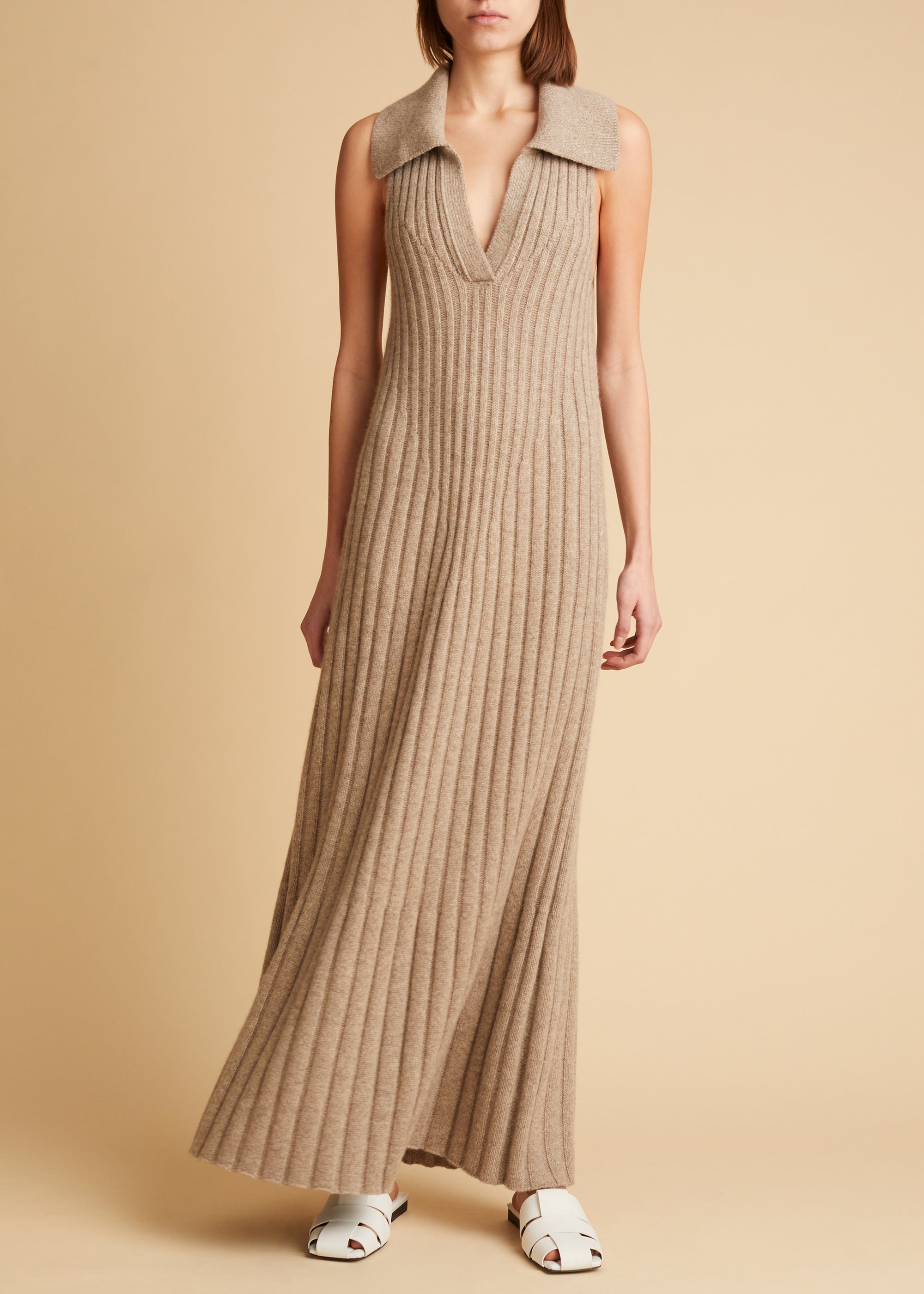 Giselle dress in cashmere - Sepia