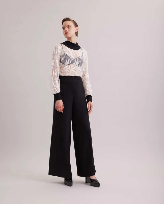 Black/White / Top Gustave