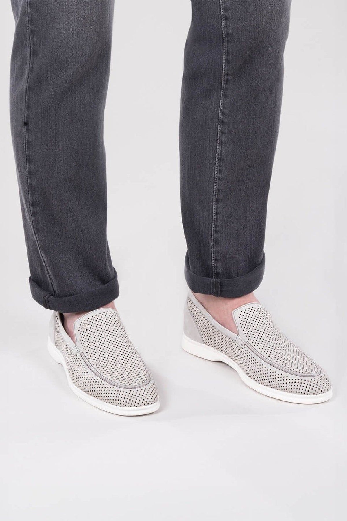Mocassins perforés en daim - Vert & Blanc
