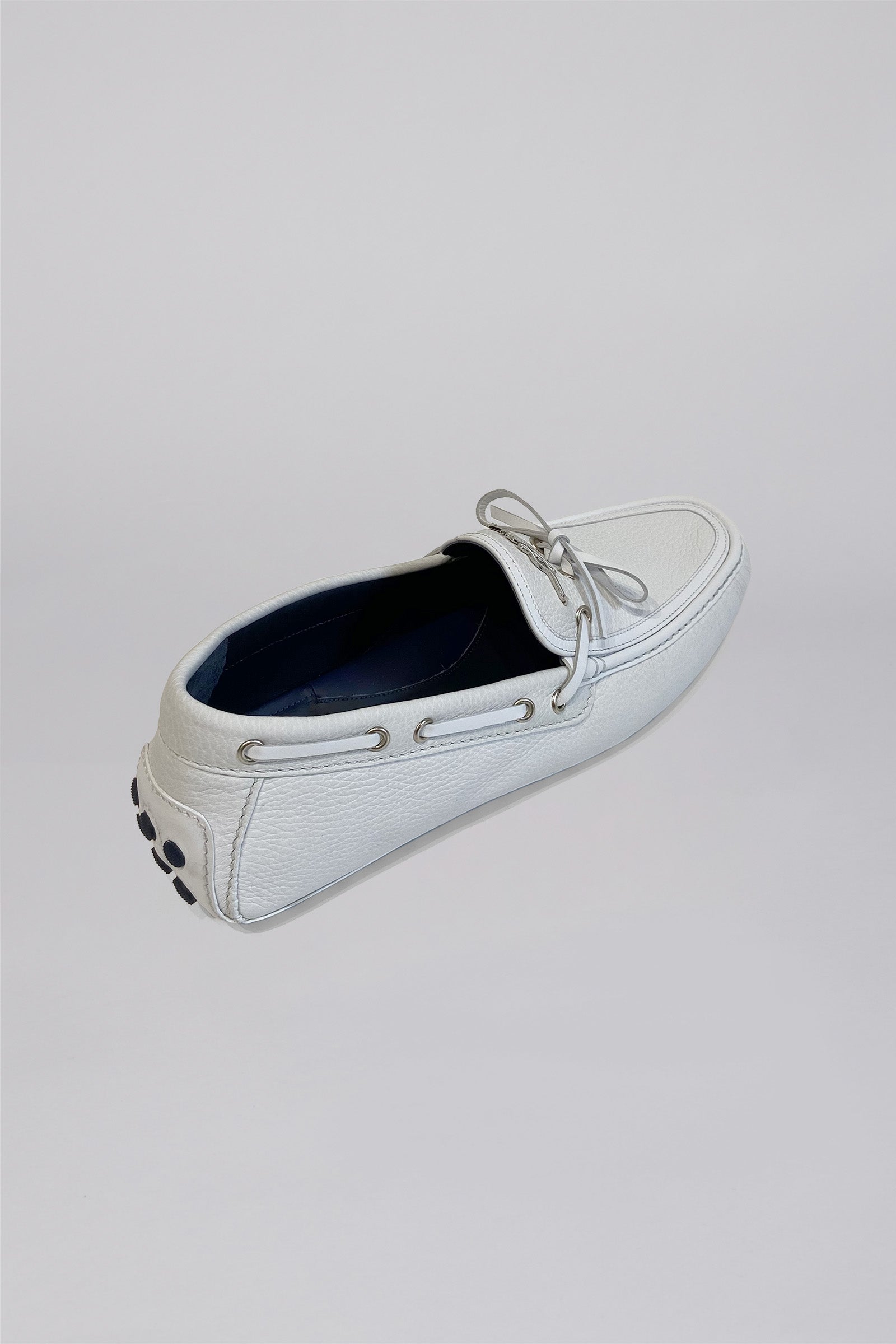 Mocassins à ornement métallique en cuir exotique - Blanc & Bleu