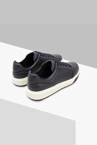 Low-top trainers in fine grained leather - Blue & White