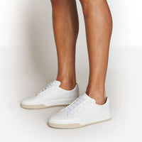 Baskets basses en cuir précieux - White