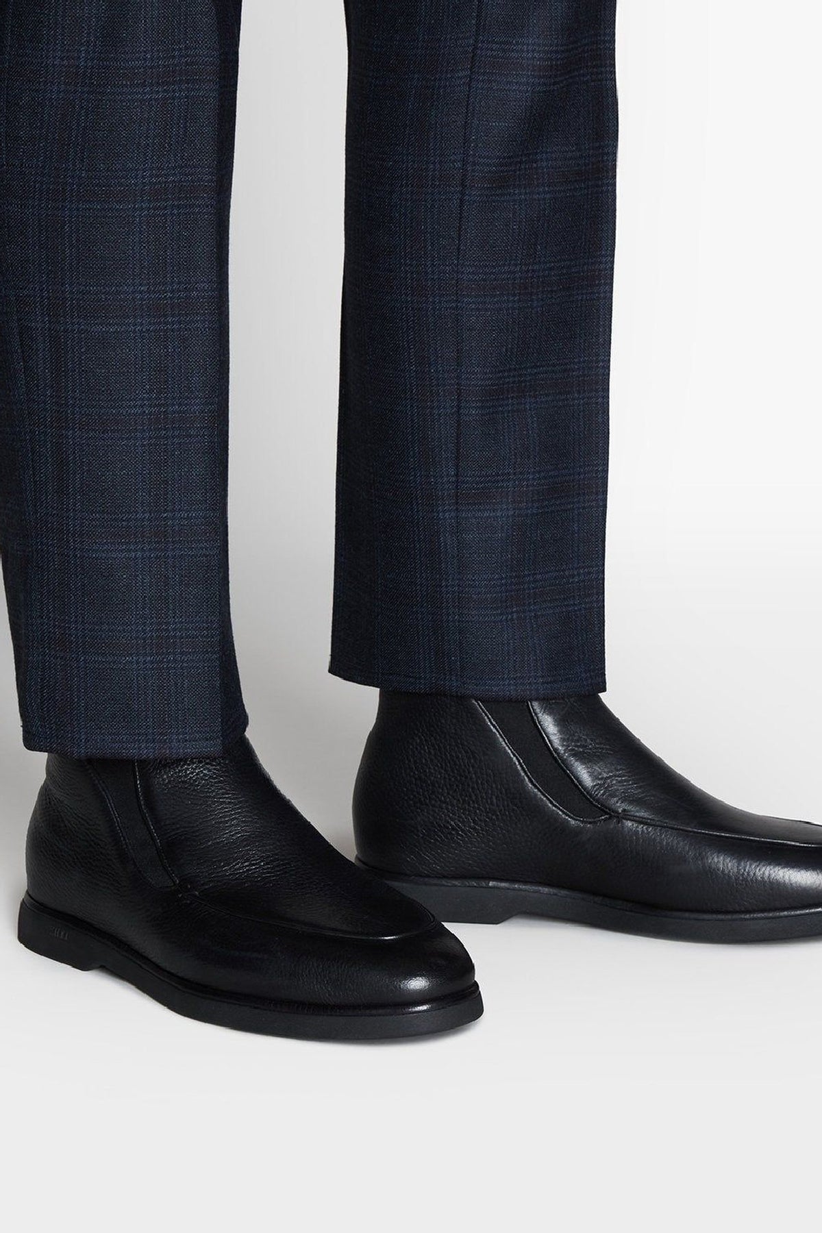 Grained leather ankle boots - Black