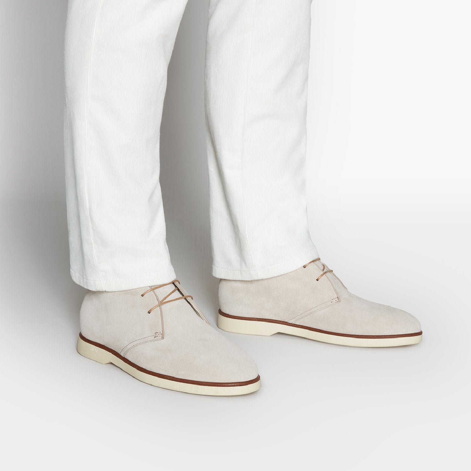 Suede Chukka boots - Beige & White