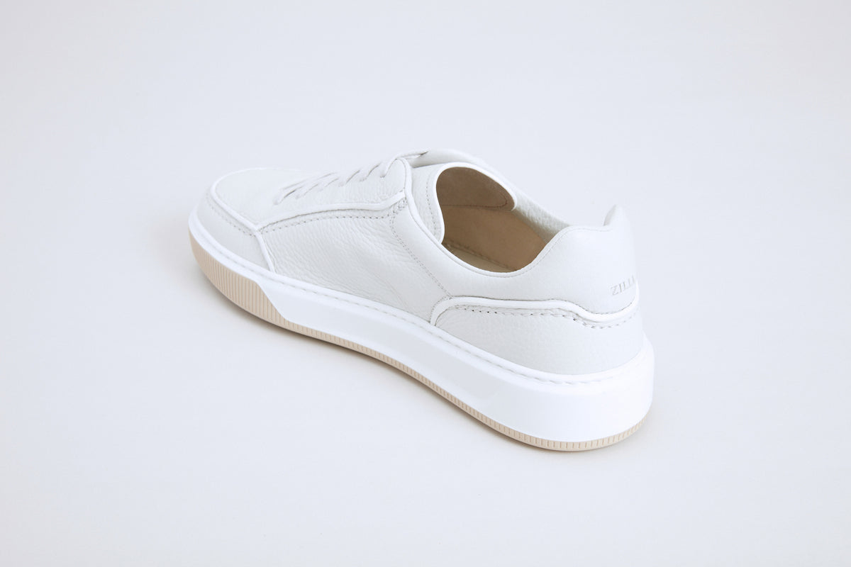 Sneakers basses en cuir précieux - Chalk
