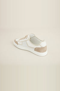Low-top leather trainers - Chalk