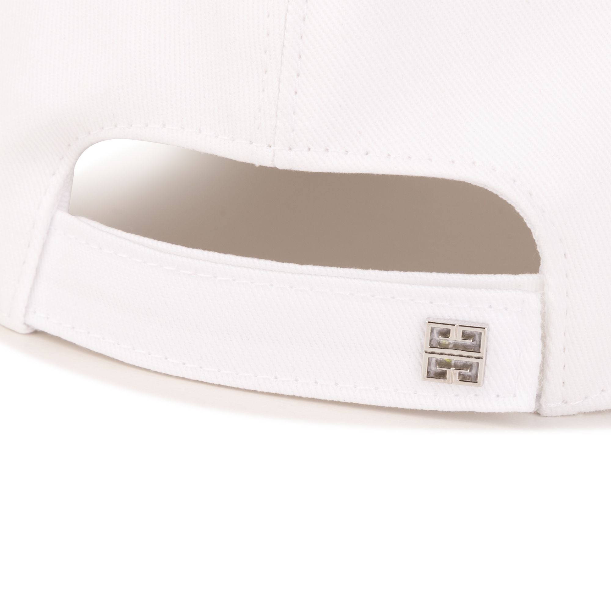 Cap with embroidered cotton branding - White