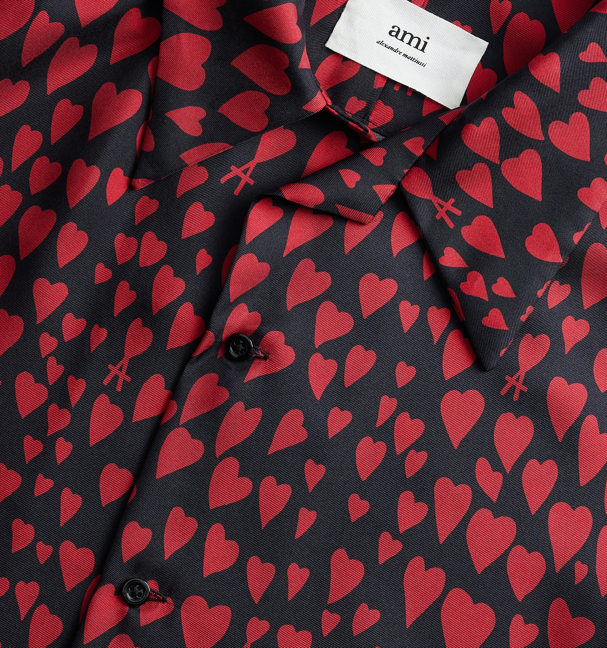 Chemise à col requin en soie - Black & Red