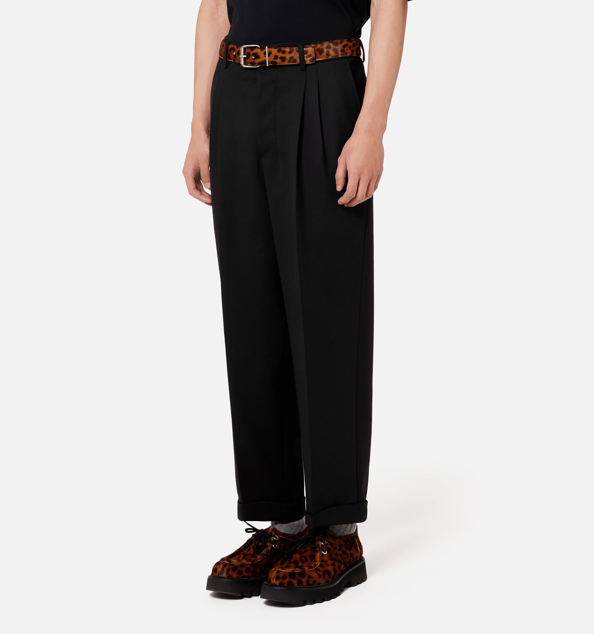Pantalon coupe carotte à pinces en laine mélangée - Black