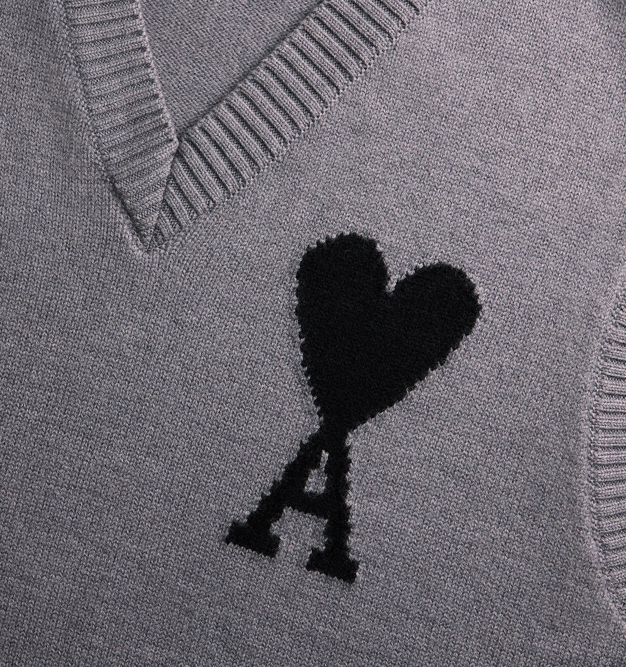 Pull Iconique ADC sans manches à col V en laine - Grey & Black