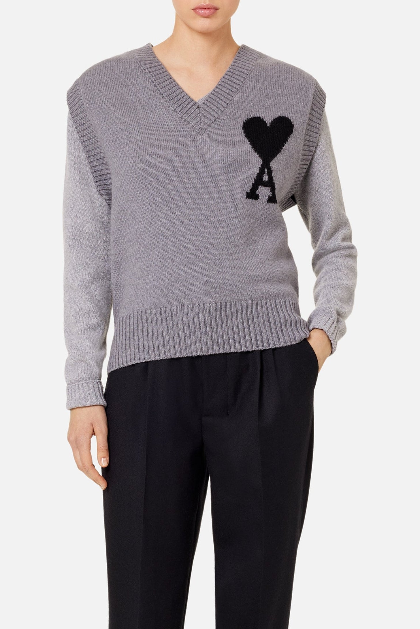 Pull Iconique ADC sans manches à col V en laine - Grey & Black
