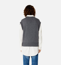 Pull Iconique ADC sans manches à col V en laine - Heather Grey & Red