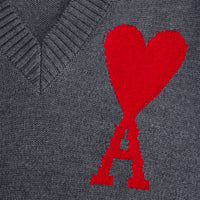Pull Iconique ADC sans manches à col V en laine - Heather Grey & Red