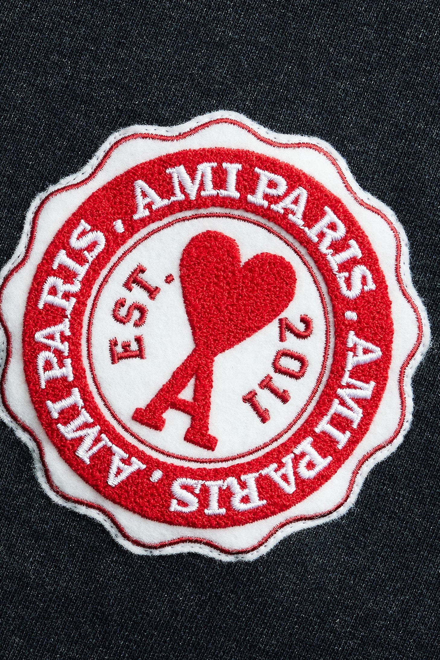 Sweatshirt Ami de Cœur avec patch - Anthracite