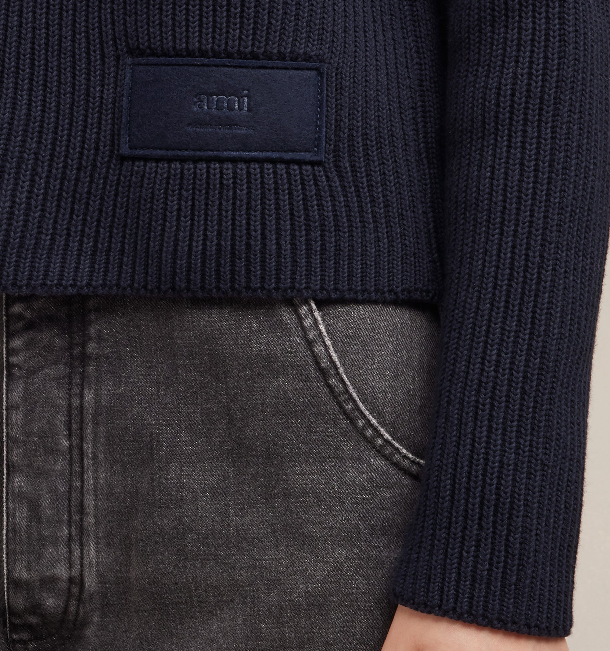 Fitted jumper with mesh patch - Night Blue