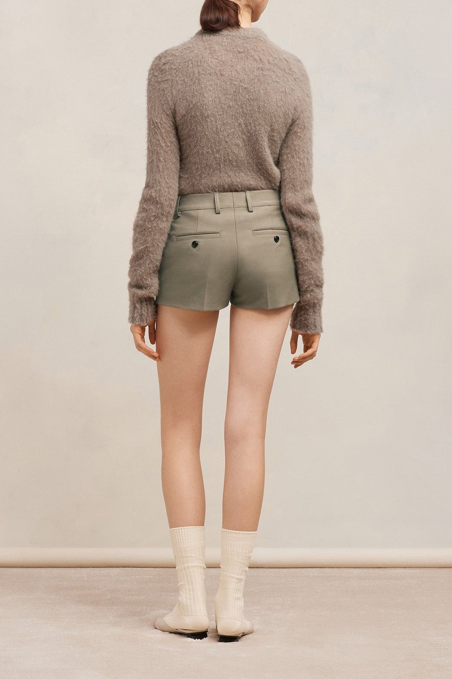 Short à poches arrière passepoilées en laine - Taupe