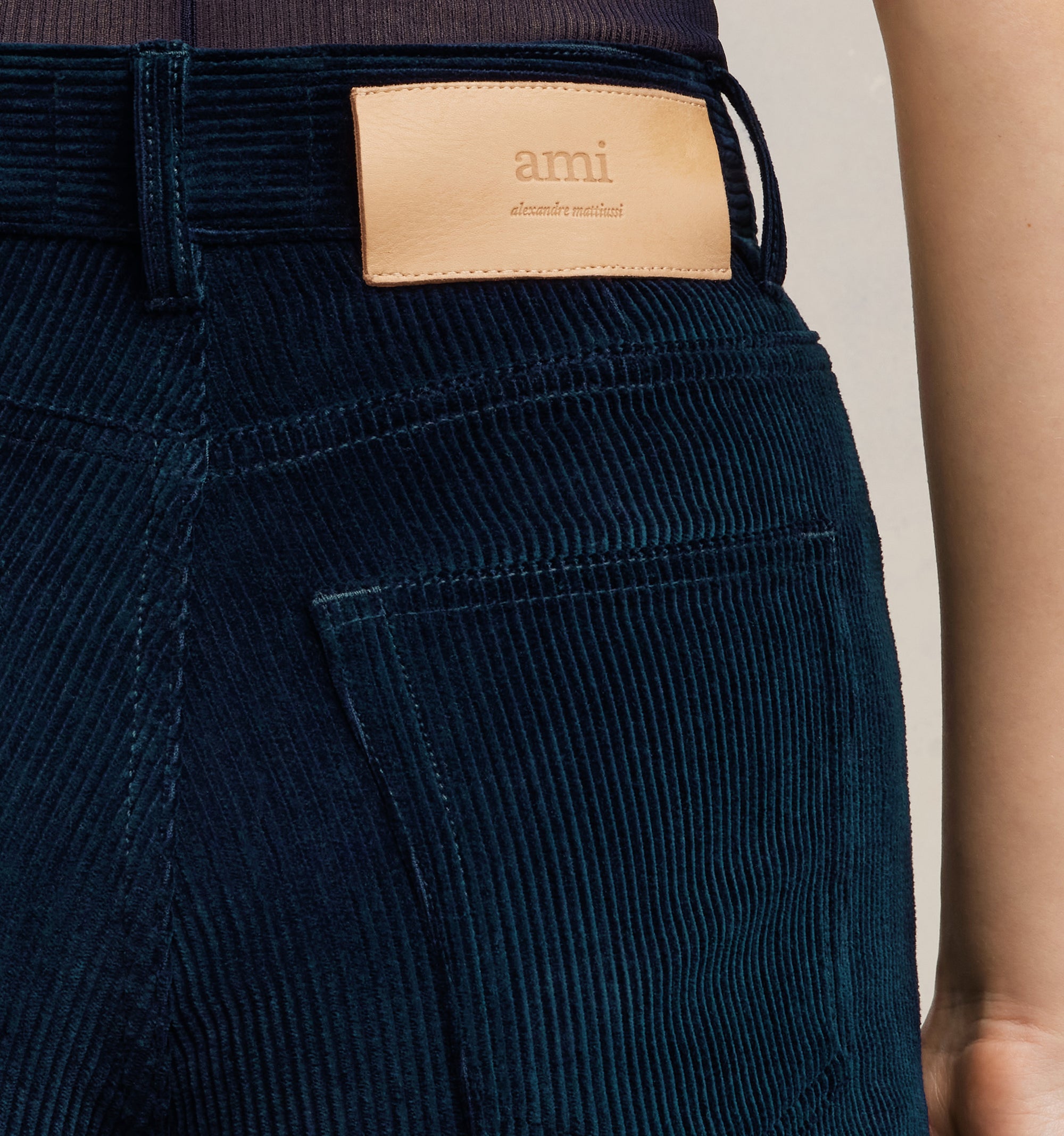 Pantalon flare à taille haute en velours côtelé - Night Blue