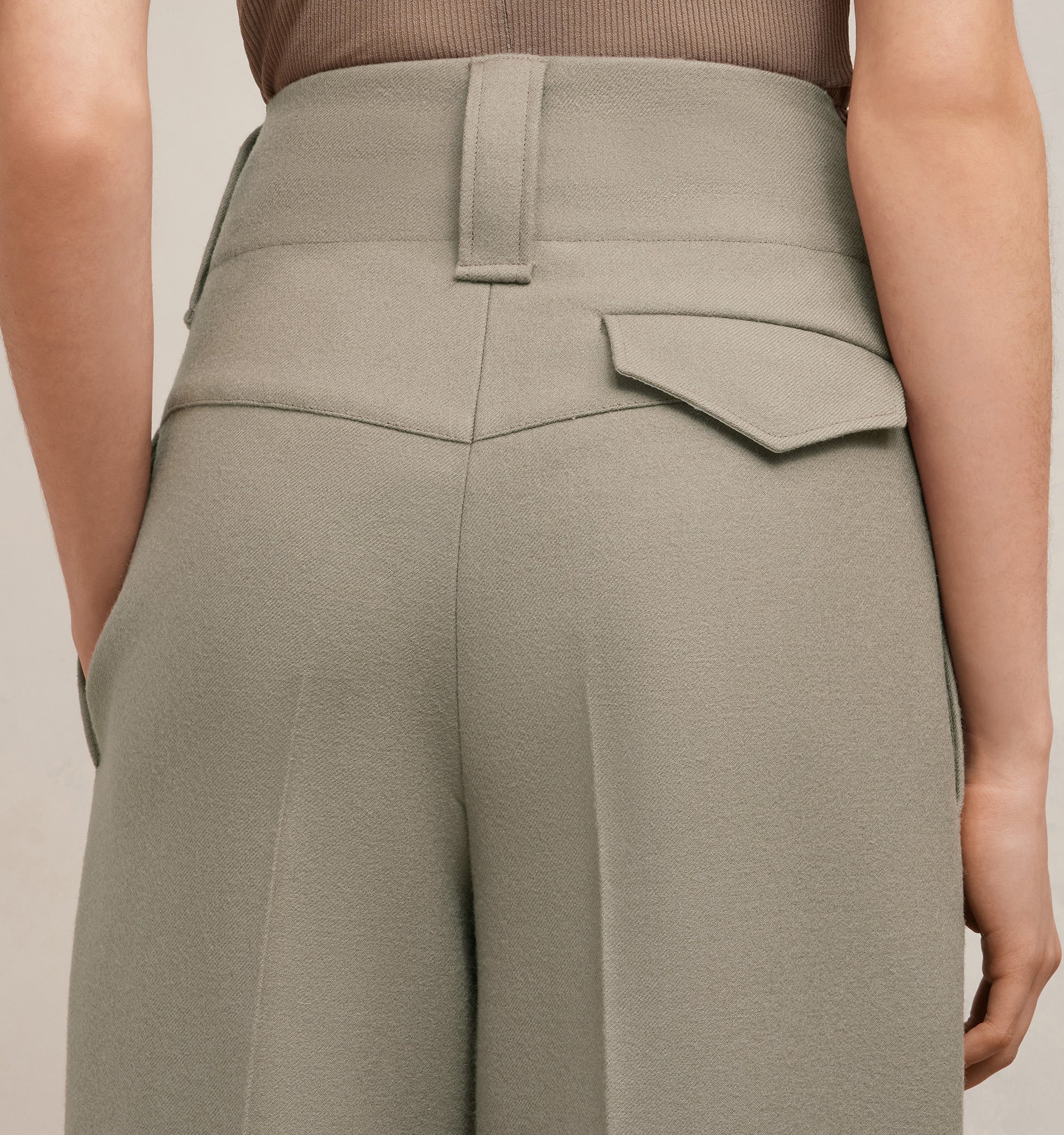Pantalon droit en laine - Taupe