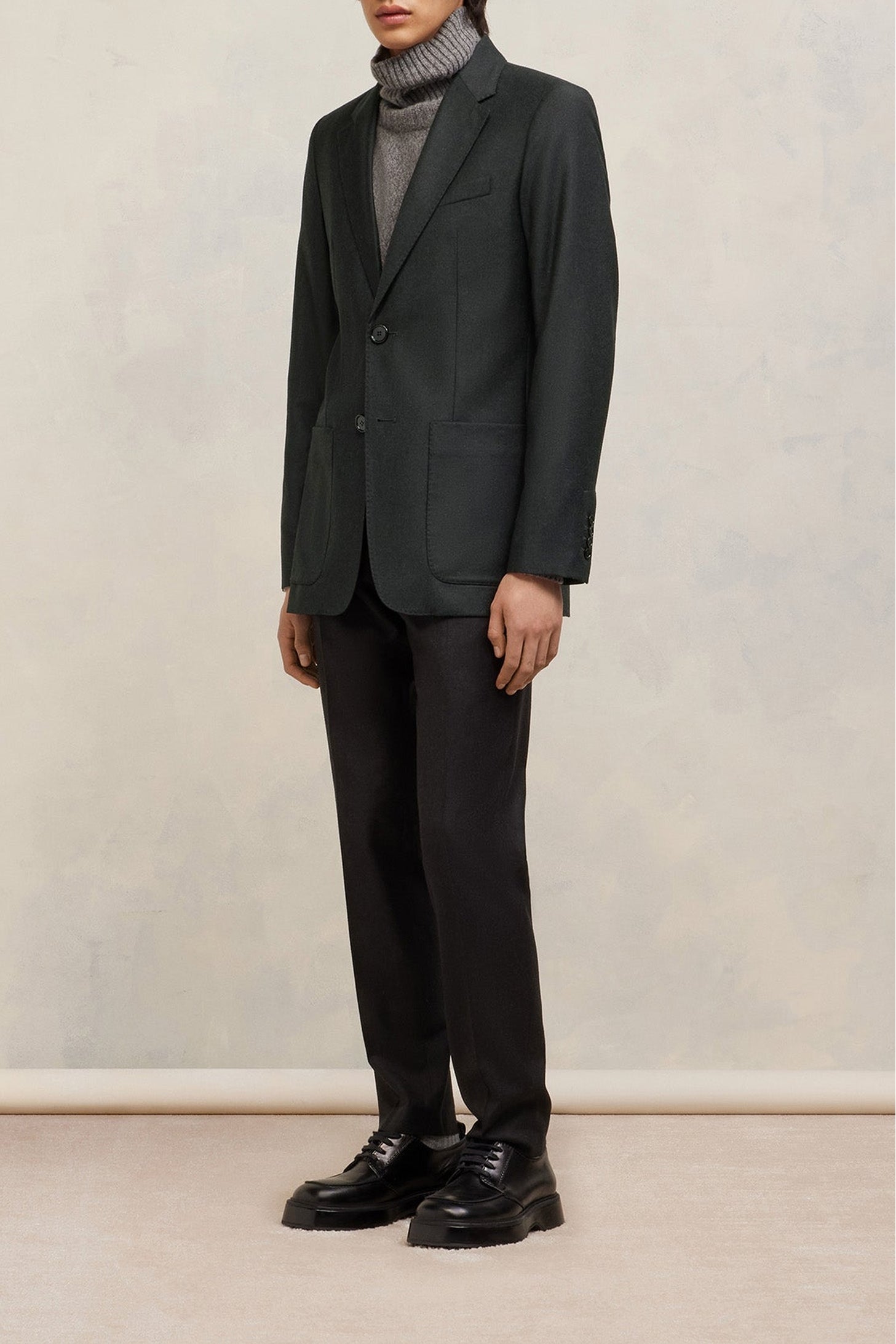 Blazer à boutons et poches en laine - Black