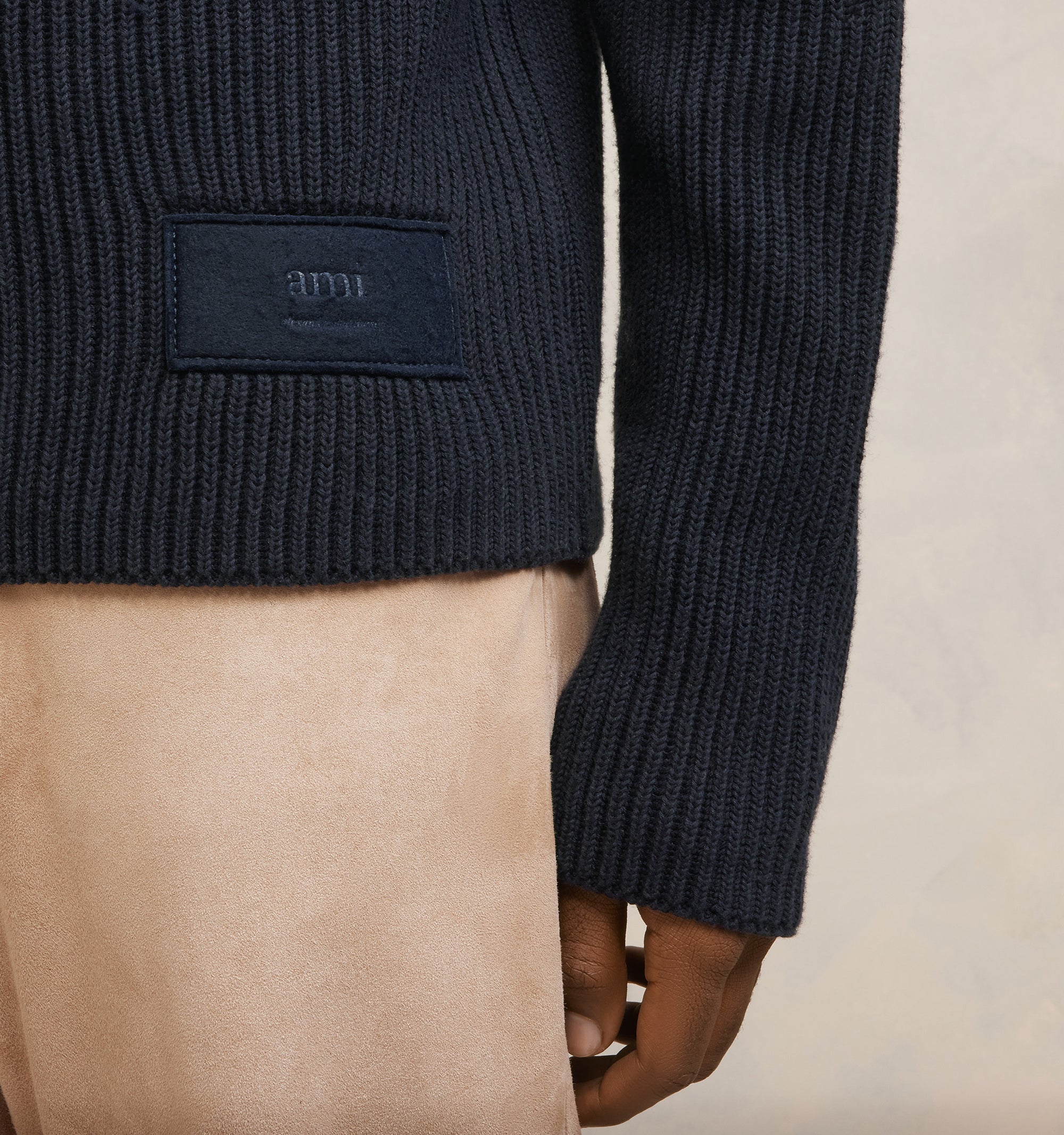 Pull Ami Alexandre Mattiussi à col rond en maille - Night Blue