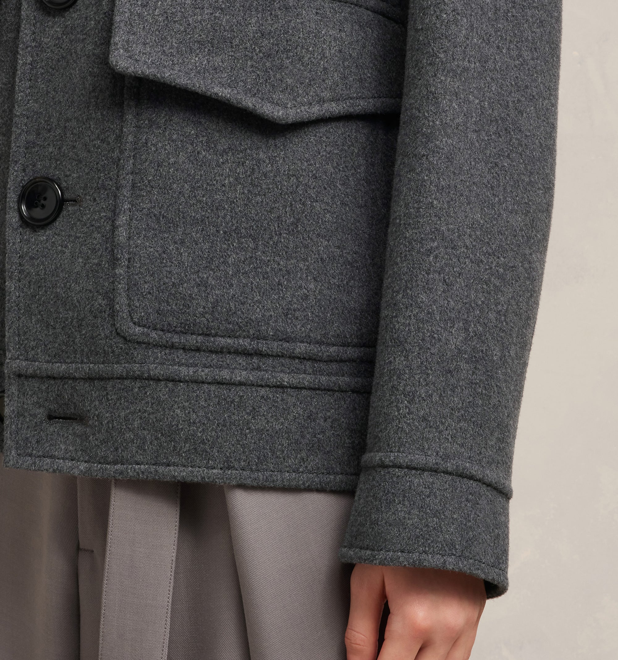 Veste boutonnée à poches en laine et cachemire - Heather Grey