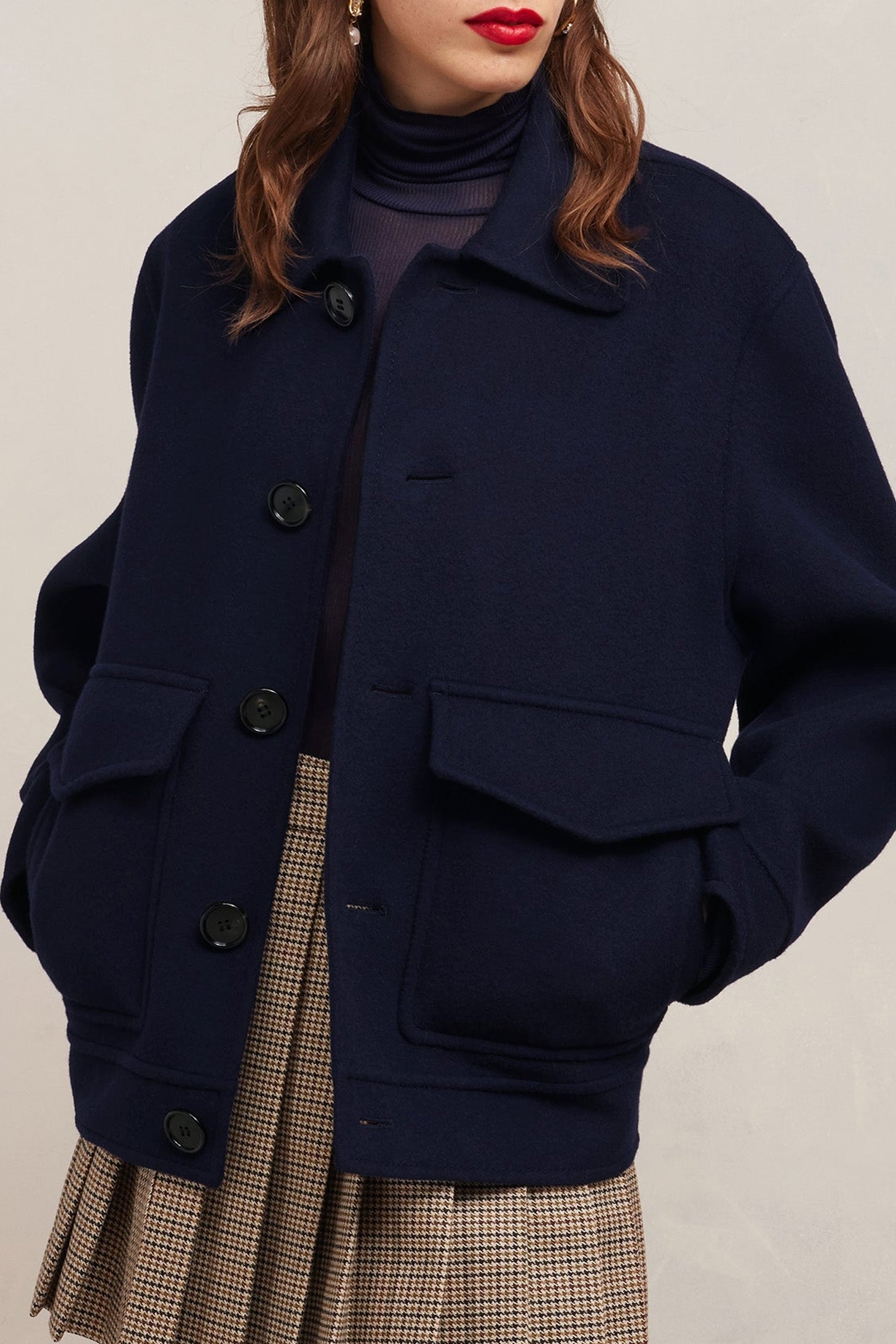 Veste boutonnée à poches en laine et cachemire - Night Blue