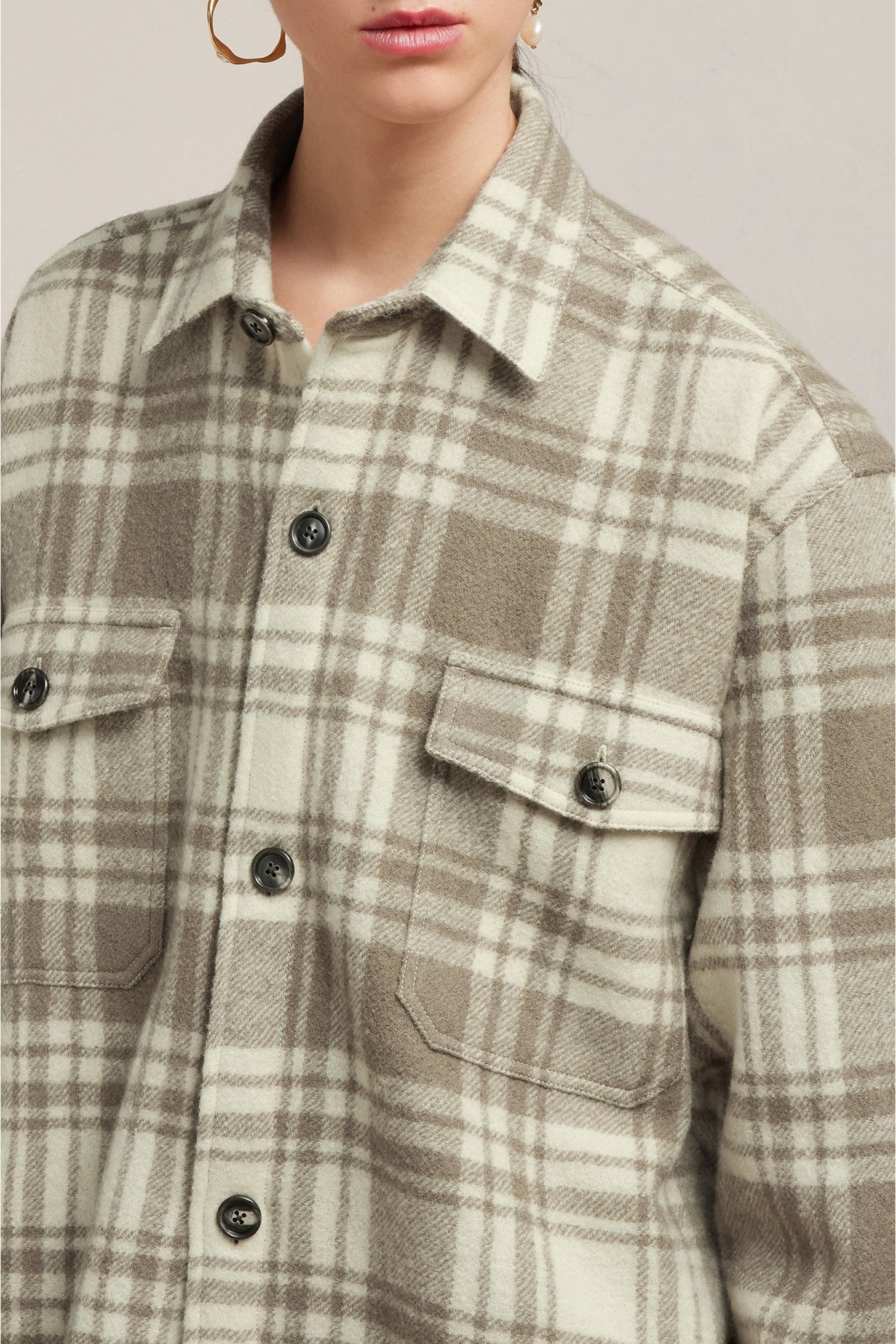 Surchemise oversize avec poches en laine - Ivory & Clay