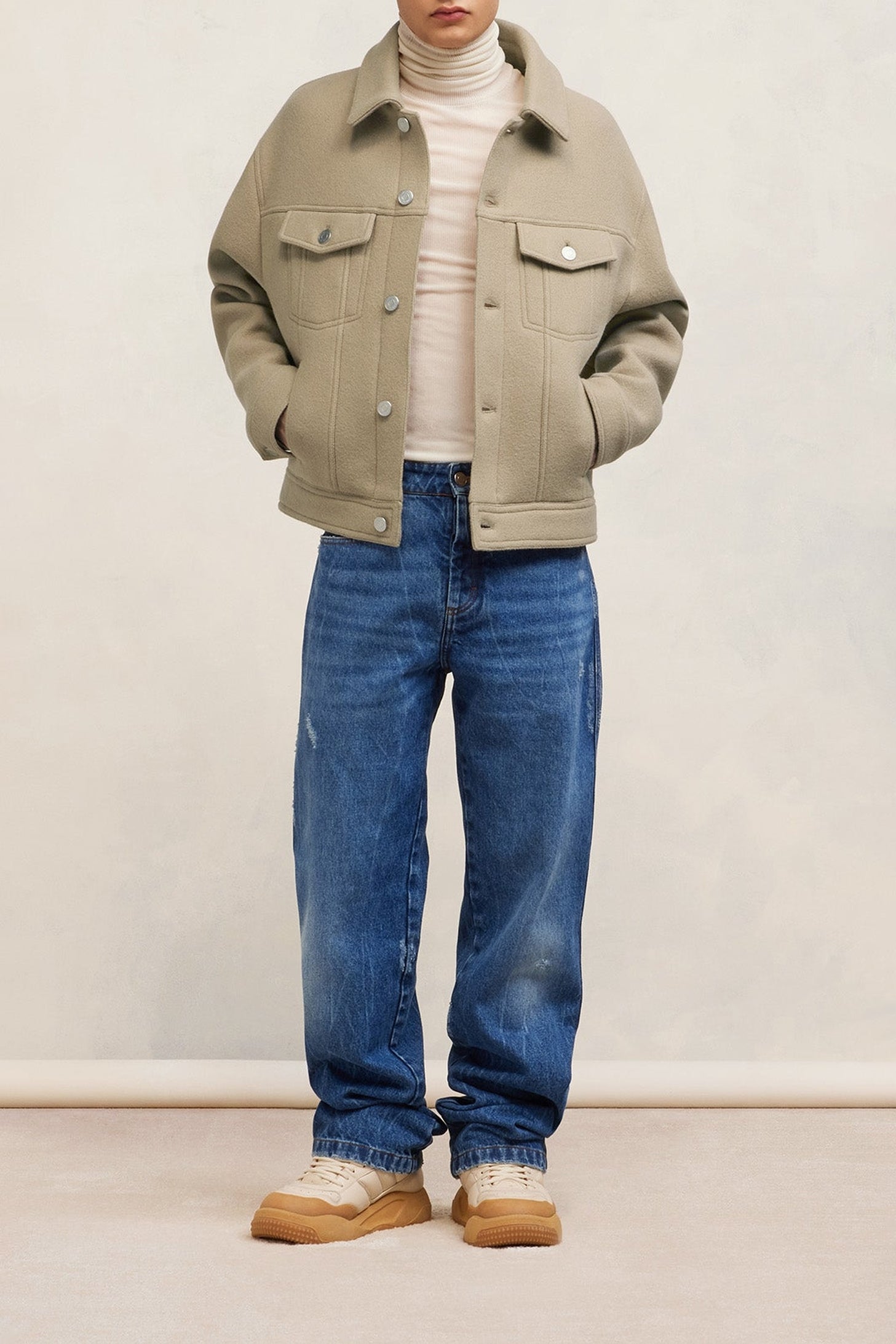 Veste boxy à poches en laine - Champagne