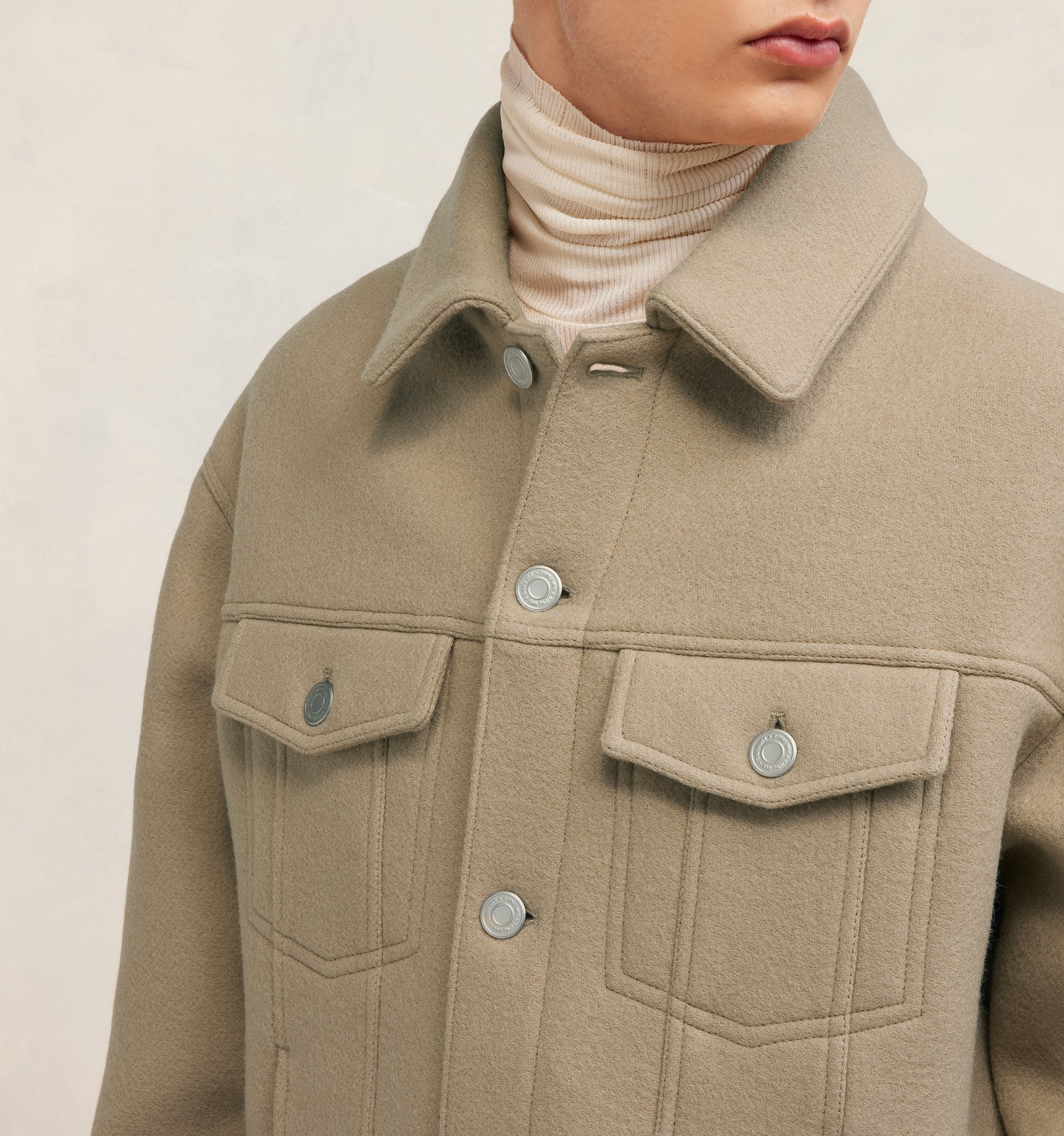 Veste boxy à poches en laine - Champagne