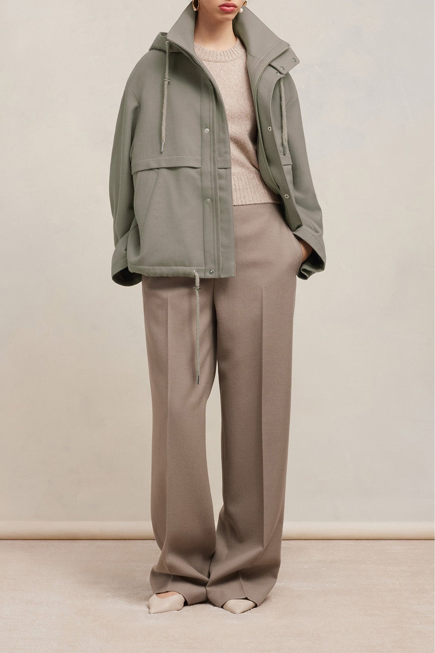 Parka courte avec cordons de serrage en laine - Taupe