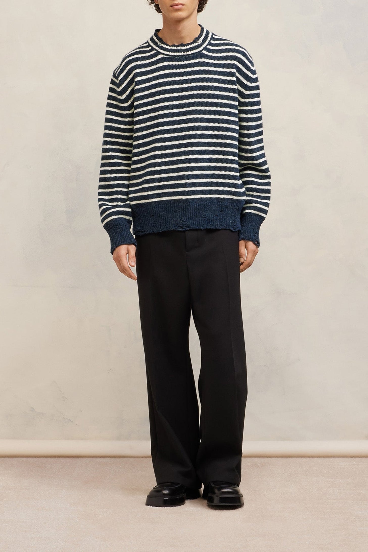 Pull rayé avec détails découpés en laine - Night Blue & Ivory