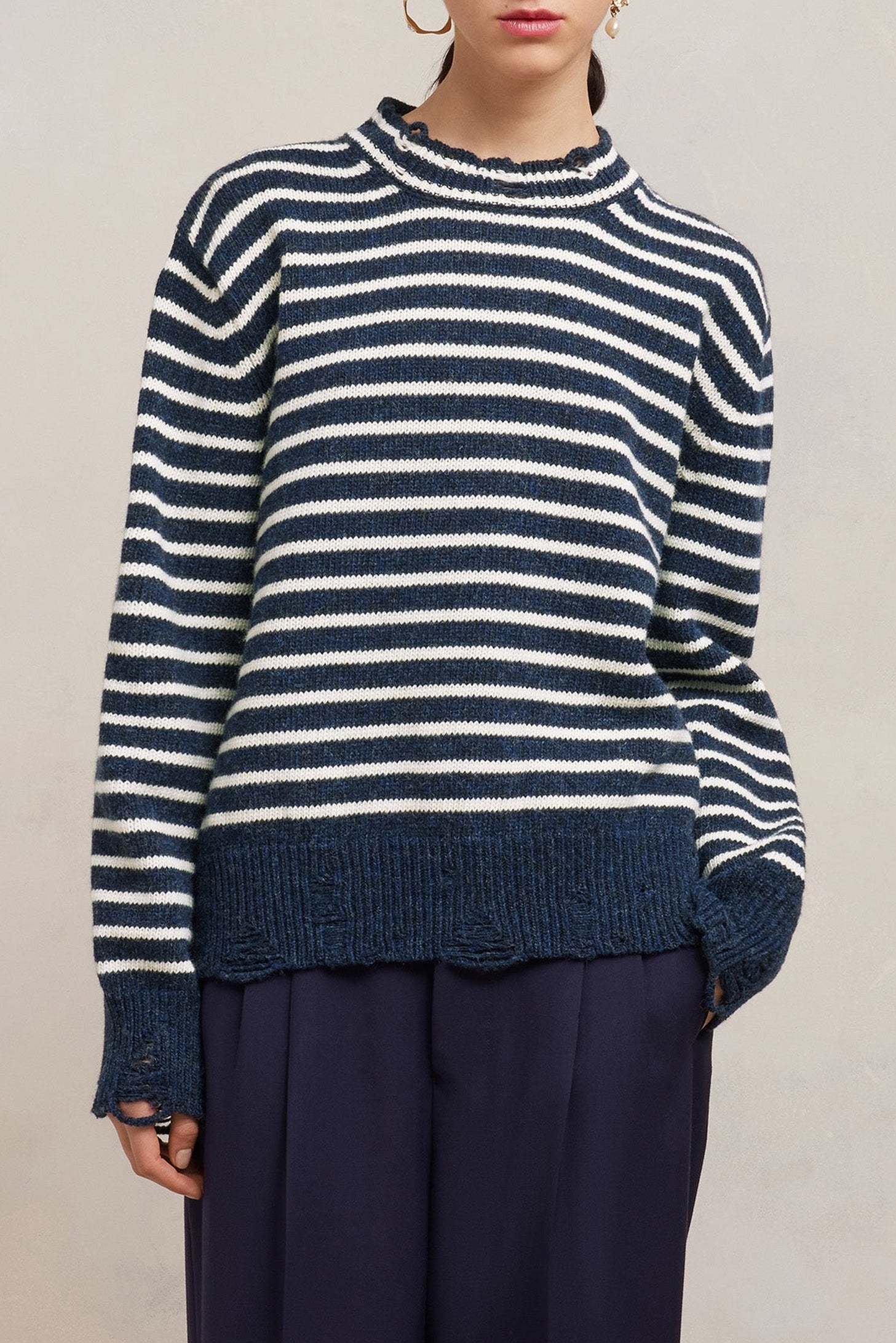 Pull rayé avec détails découpés en laine - Night Blue & Ivory