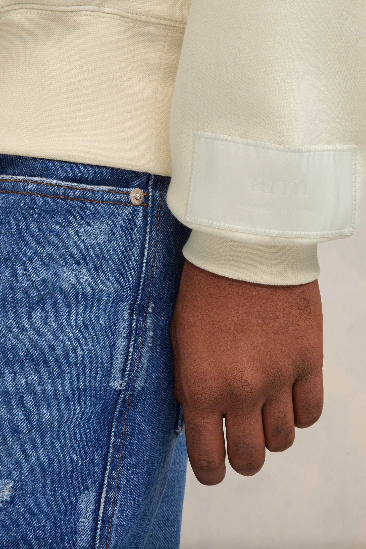 Sweat à capuche Ami Alexandre Mattiussi - Ivory