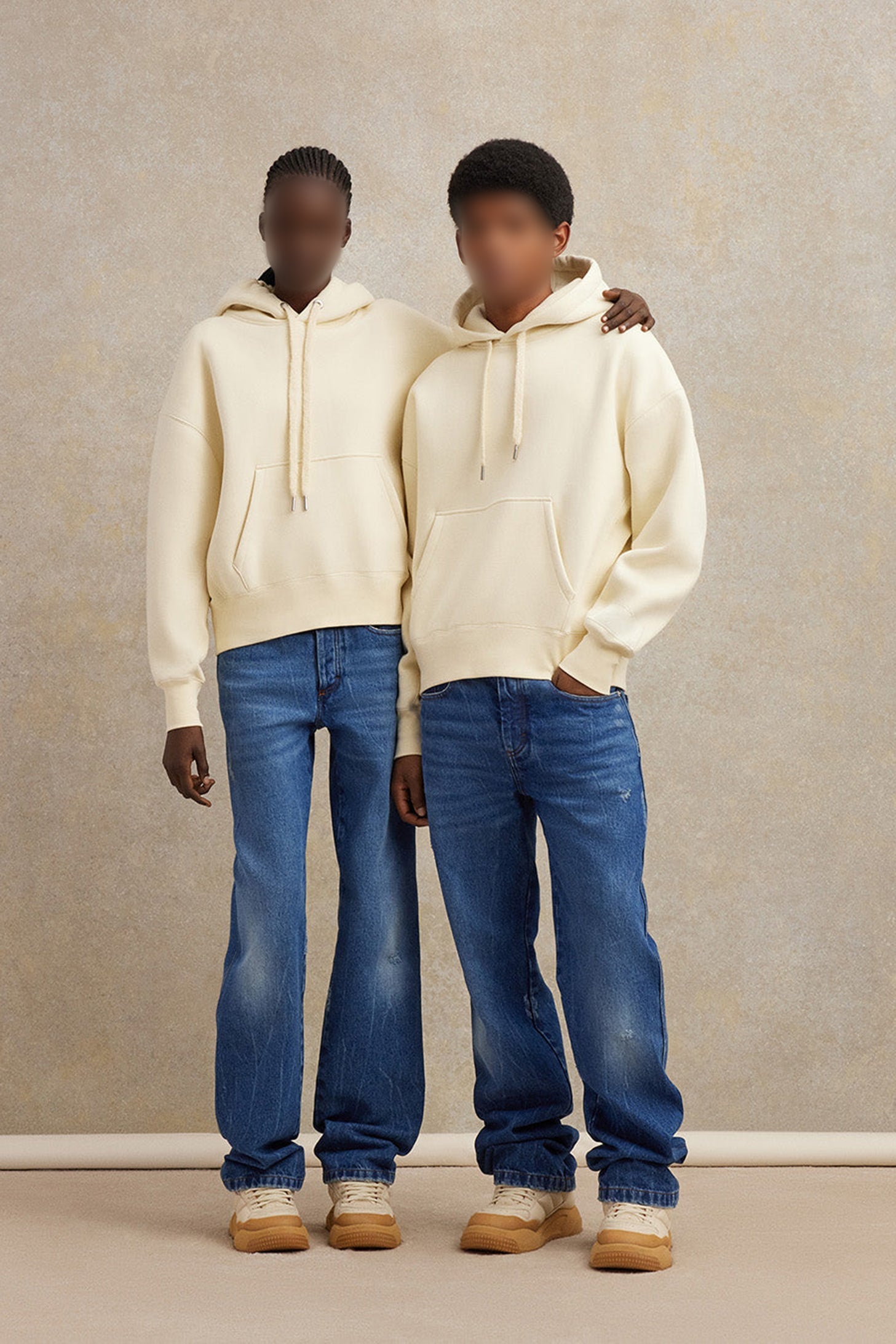 Sweat à capuche Ami Alexandre Mattiussi - Ivory