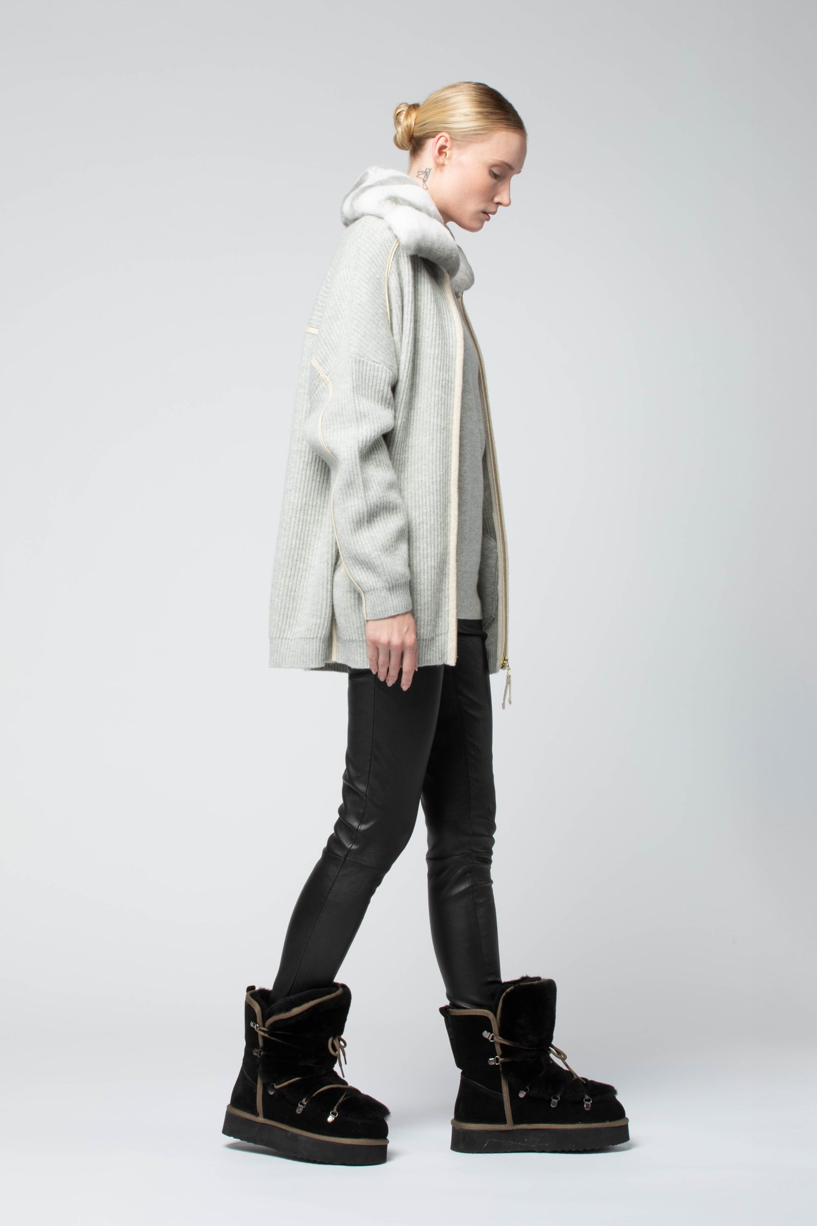 1 QTY NEW GILET ZIP DETAILS CUIR ET REX