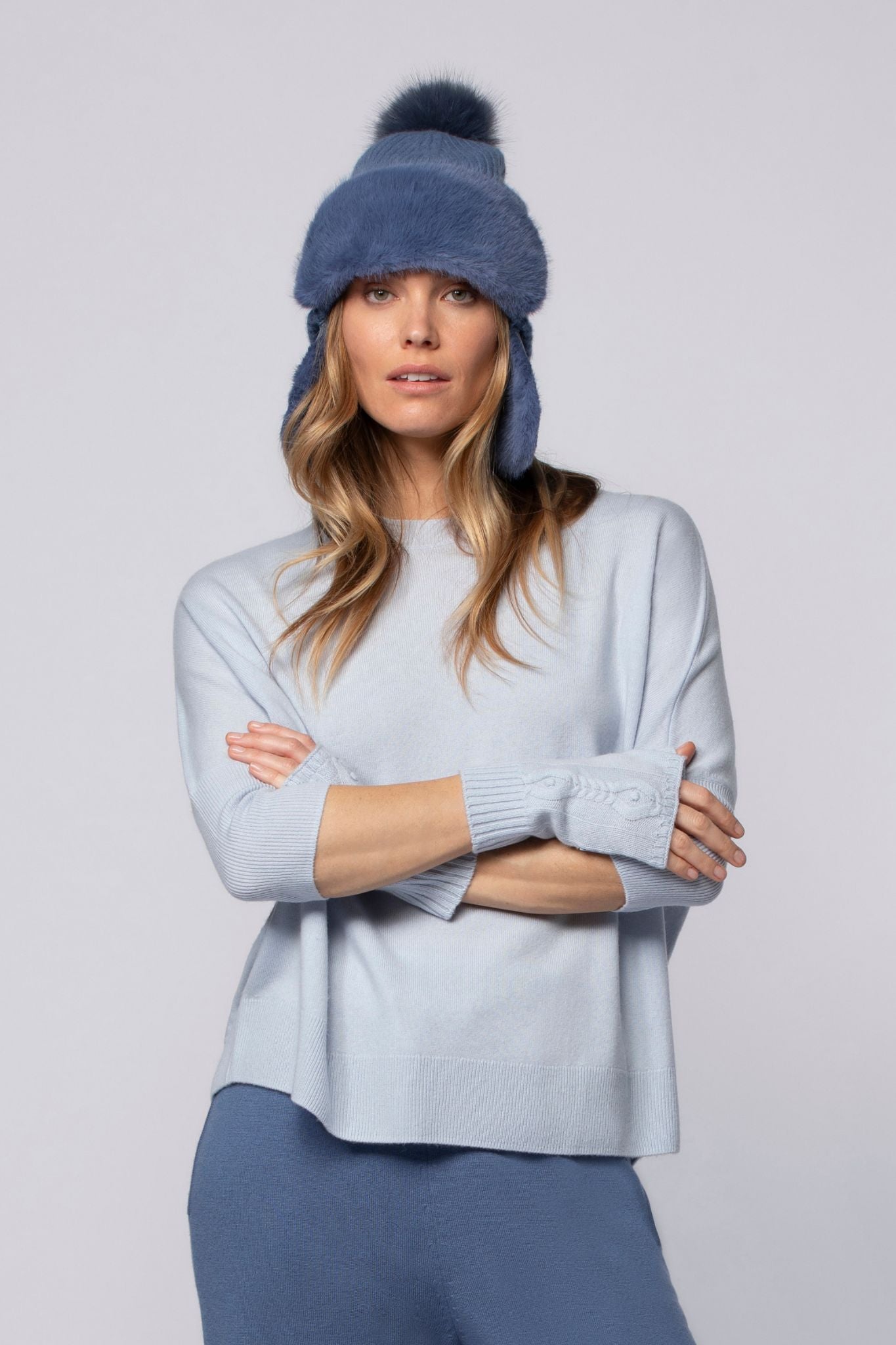 1 QTY NEW MITTENS AVEC DÉTAILS EN CUIR