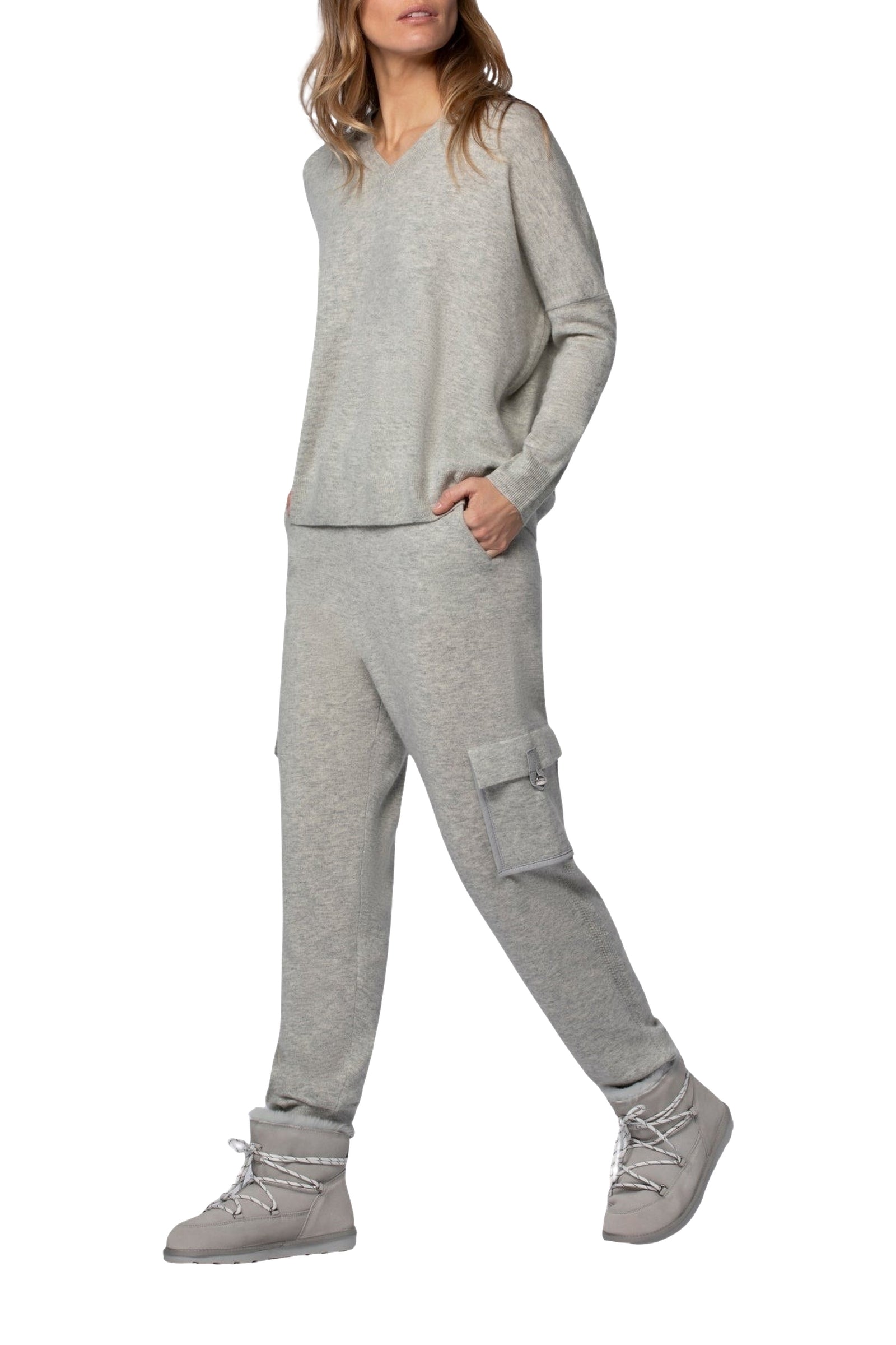 10 QTY NEW PANTALON EN MAILLE & CUIR